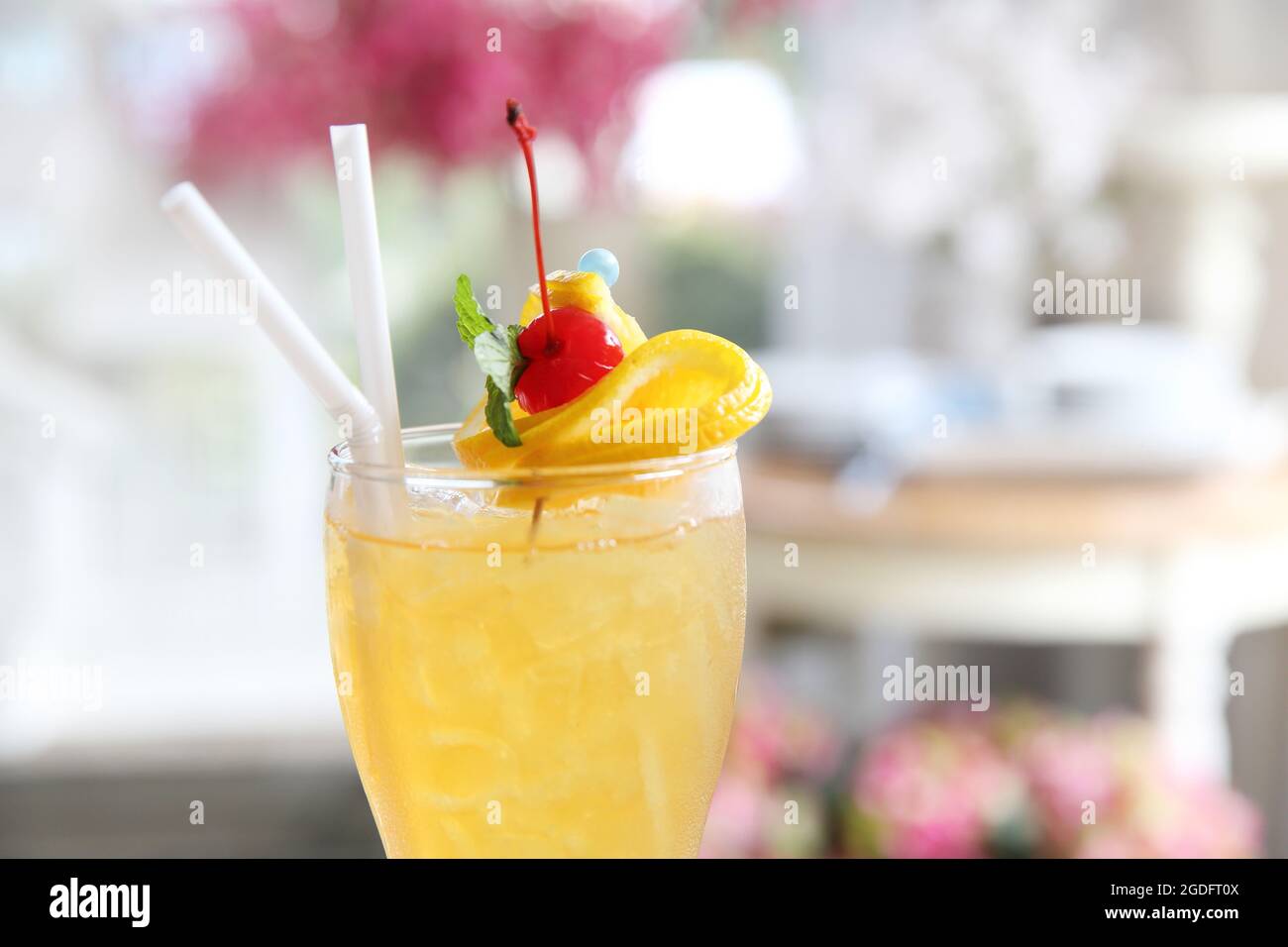 Eis Obst Tee trinken Stockfoto