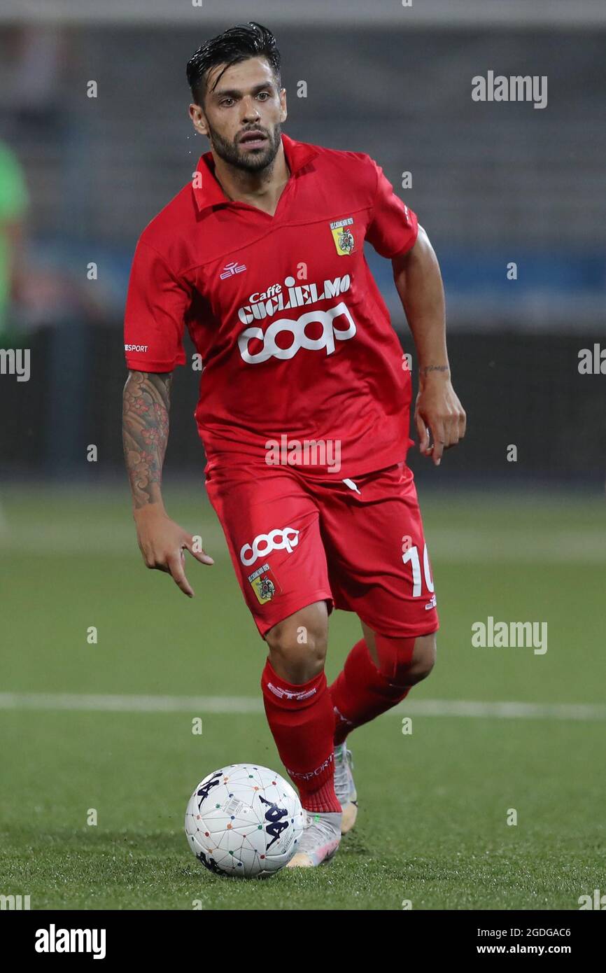 Novaro, Italien, 7. August 2021. Francesco Bombagi von Catanzaro beim Coppa Italia-Spiel im Stadio Silvio Piola, Novaro. Bildnachweis sollte lauten: Jonathan Moscrop / Sportimage Stockfoto