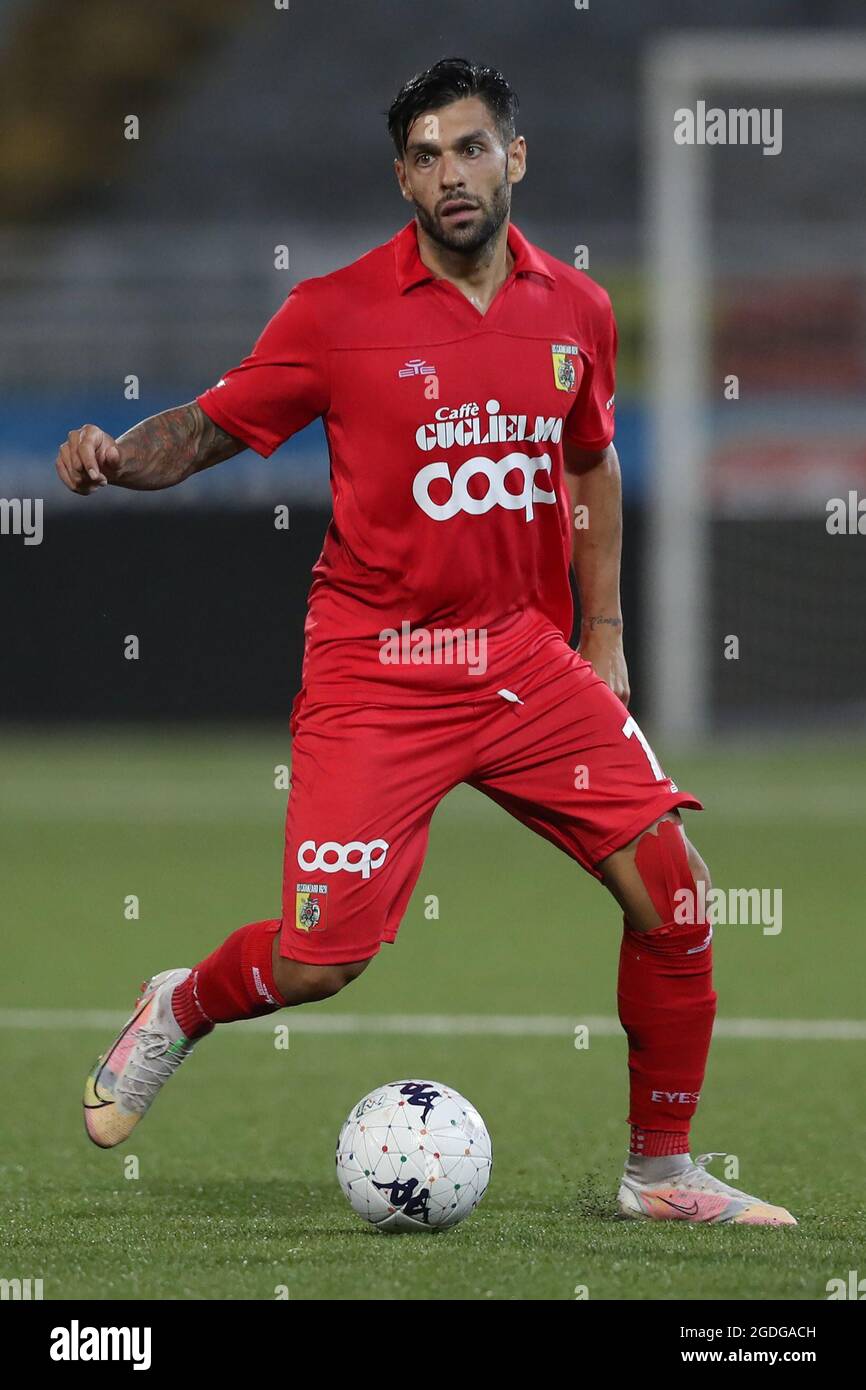 Novaro, Italien, 7. August 2021. Francesco Bombagi von Catanzaro beim Coppa Italia-Spiel im Stadio Silvio Piola, Novaro. Bildnachweis sollte lauten: Jonathan Moscrop / Sportimage Stockfoto