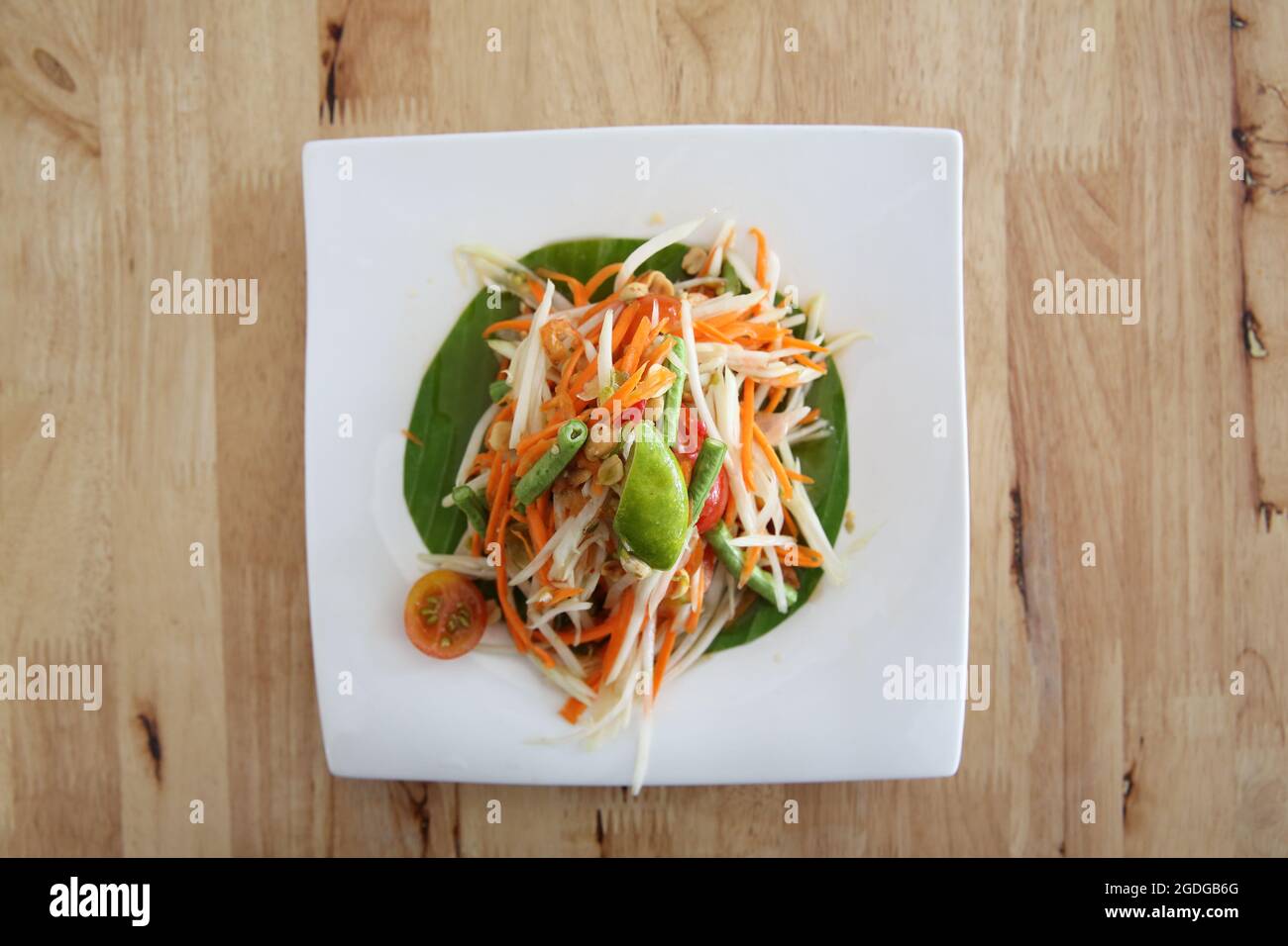 Thailändische lokale Küche Grüner Papaya-Salat Stockfoto