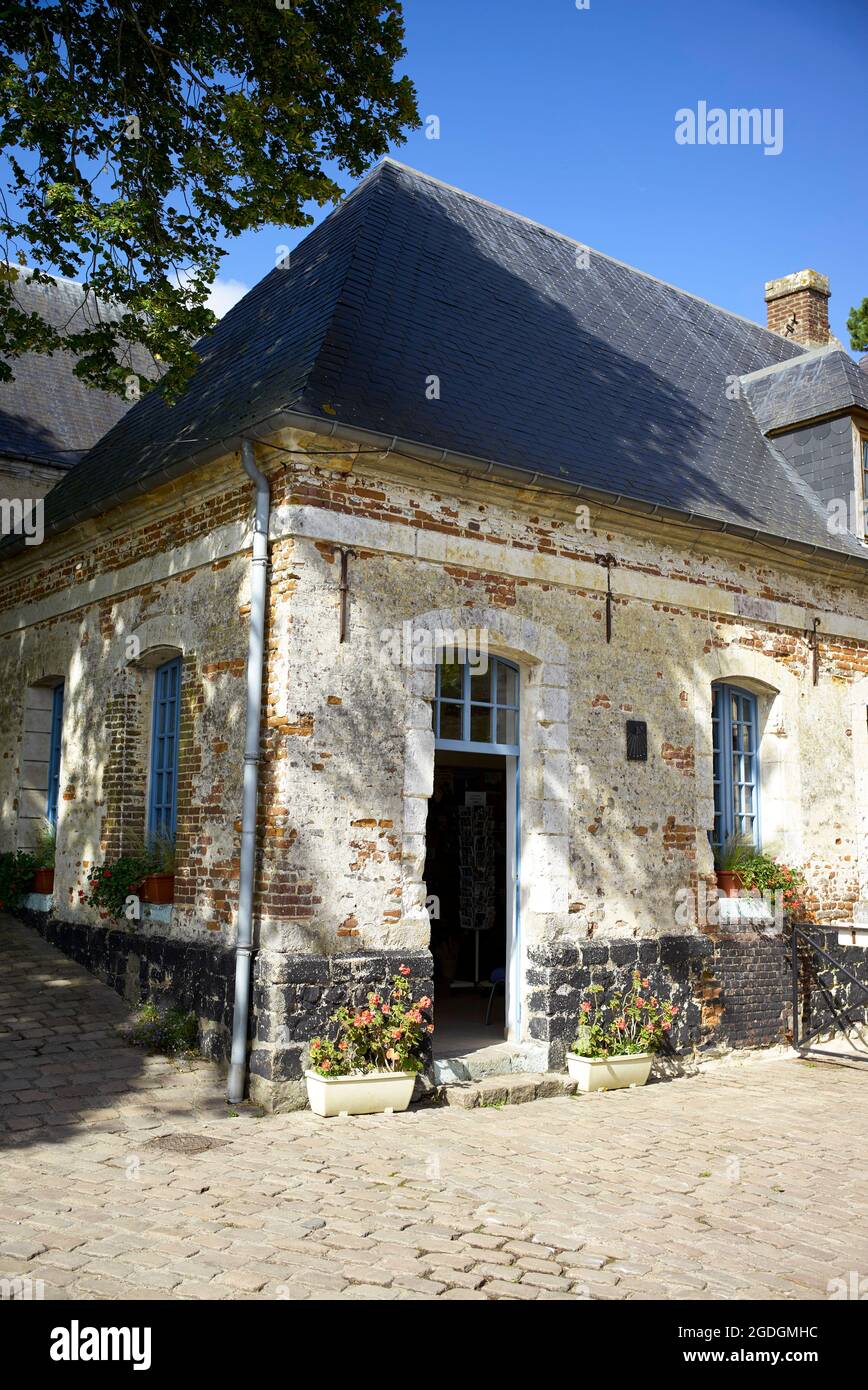 Gebäude auf dem Gelände der Zitadelle, Montreuil sur Mer, Pais de Calais, Nordfrankreich. Stockfoto