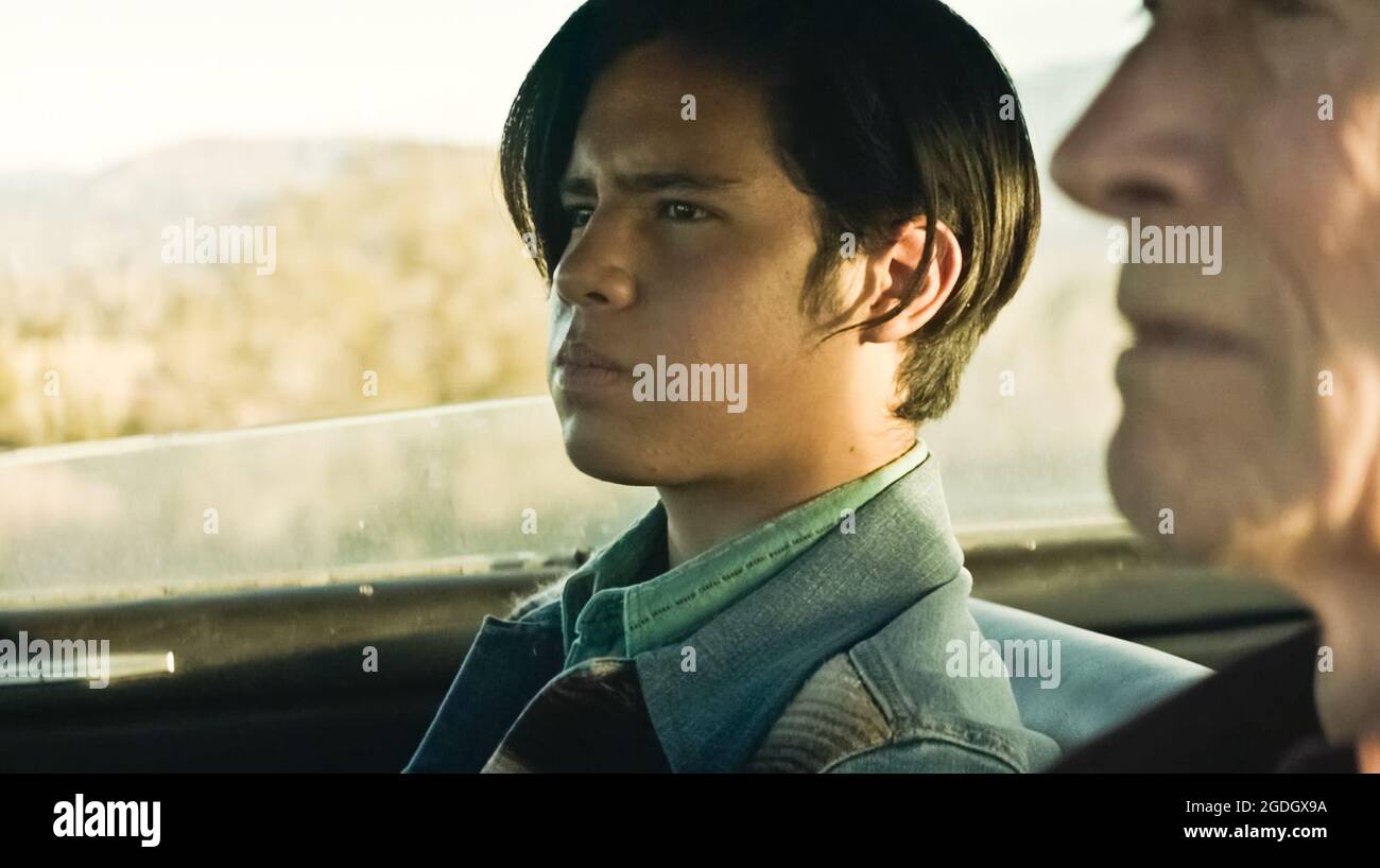 Usa Clint Eastwood Und Eduardo Minet In C Hbo Max Neuer Film Cry Macho 2021 Plot Ein Einmaliger Rodeo Star Und Ausgewaschener Pferdezuchter Nimmt Einen Job An Um Den Jungen Sohn Eines Mannes Nach Hause