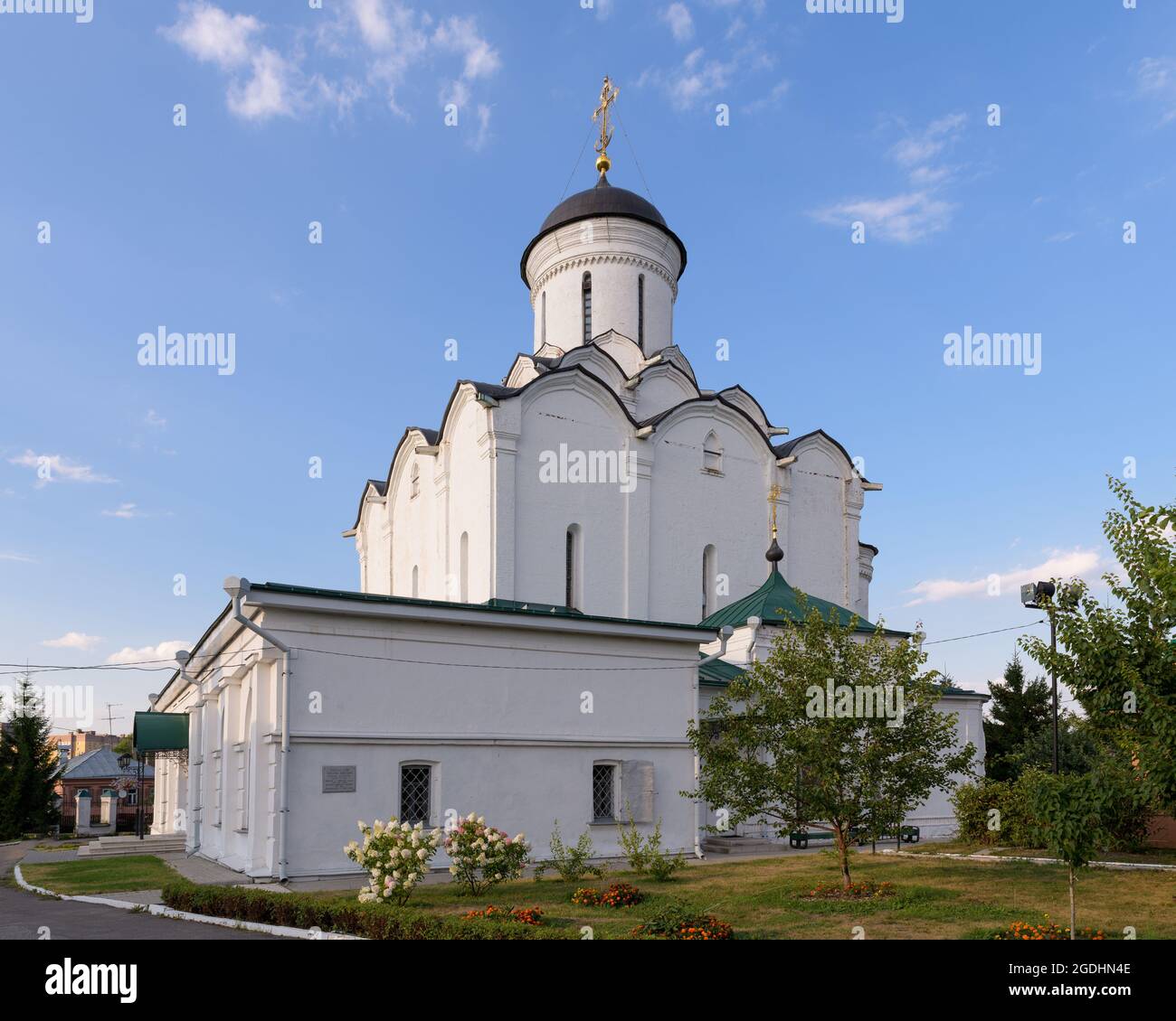 Kathedrale der Himmelfahrt der Jungfrau Maria im Kloster der Heiligen Dormition Knyaginin. Wladimir, Russland Stockfoto