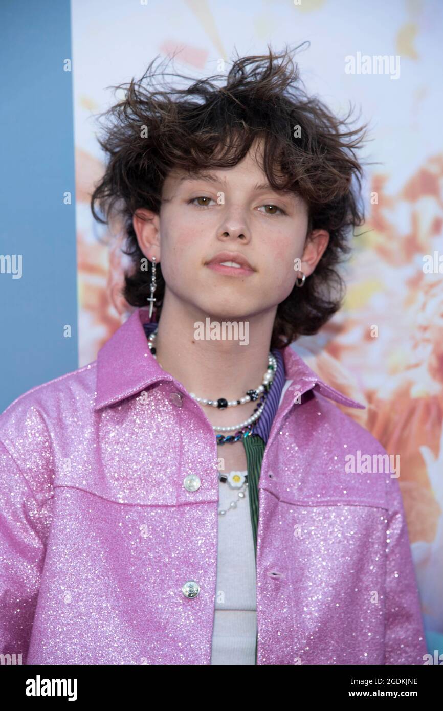 Los Angeles, USA. August 2021. Rolf Jacob Sartorius nimmt am 39. Jährlichen Outfest Los Angeles LGBTQ Film Festival Teil und zeigt EVERYBODY’S TALKING ABOUT JAMIE am 13. August 2021 auf dem Hollywood Forever Cemetery, Los Angeles, CA. Quelle: Eugene Powers/Alamy Live News Stockfoto