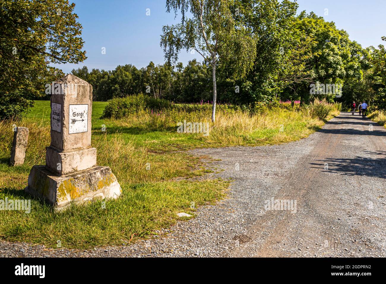 Markierungsstein in der Nähe des Eisernen Vorhangs in der Nähe des Dorfes Sorge Stockfoto