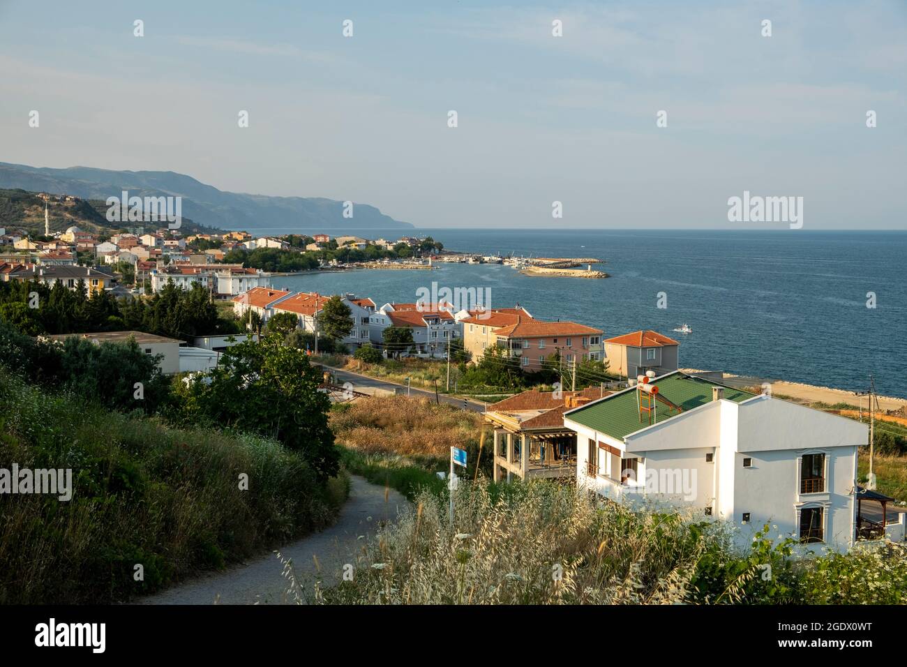 Mürefte ist eine Küstenstadt und ein Stadtteil der Provinz Tekirdağ an der Nordküste des Marmarameeres in Thrakien in der Türkei. Besuchsdatum: 28. juli 202 Stockfoto