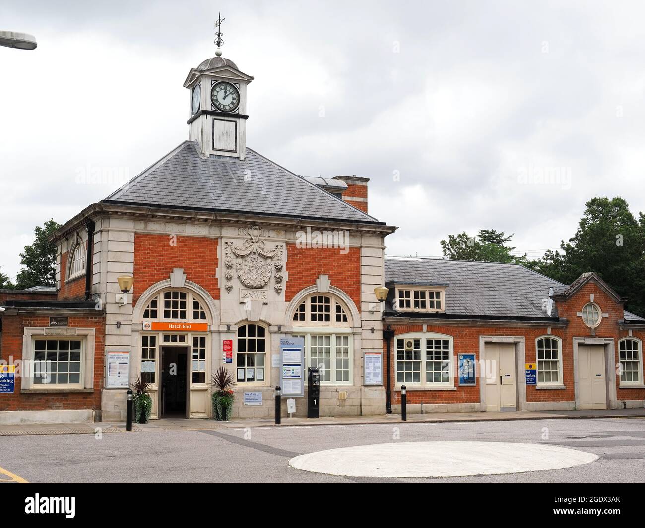 Blick auf den Bahnhof Hatch End auf dem London Overground Stockfoto