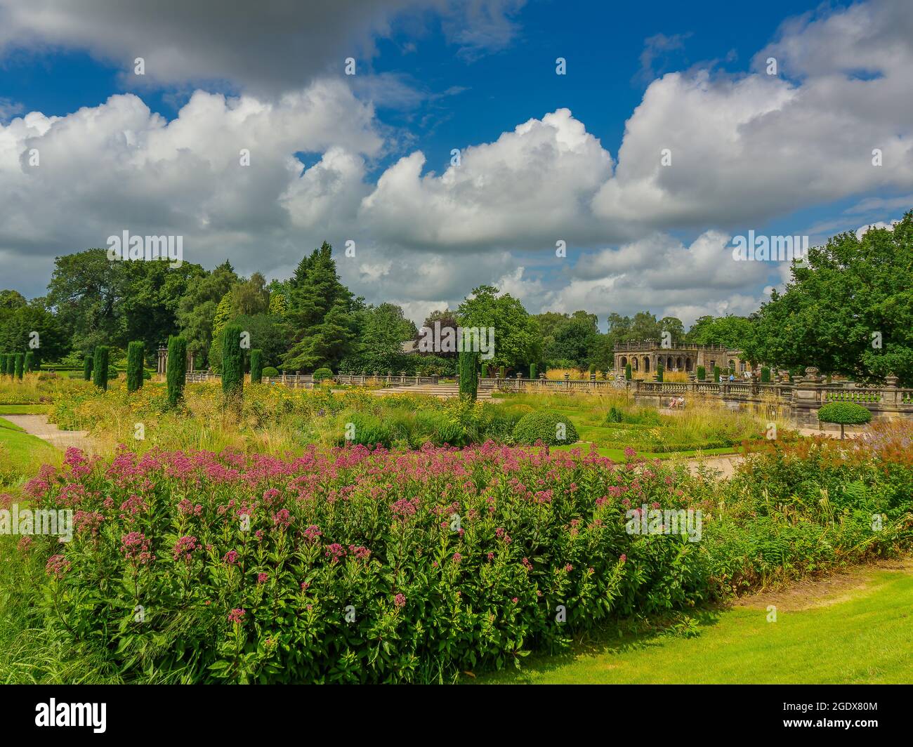 Trentham Gardens & Estate, Stoke on Trent, Staffordshire. Vergnügungsanlage und formelle, italienisch anmutenden Gärten, die von Capability Brown entworfen wurden Stockfoto