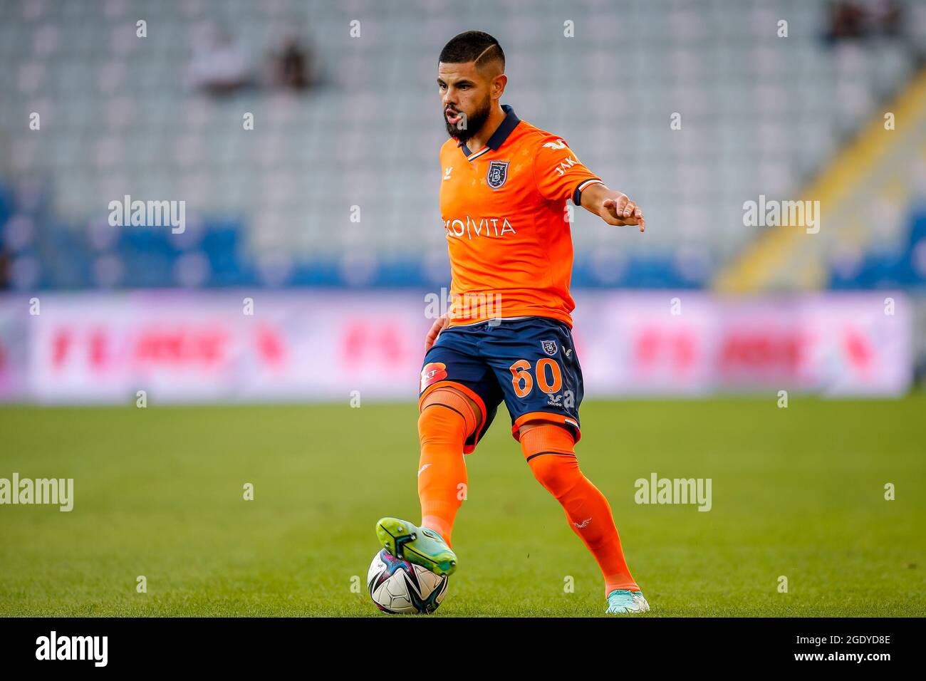 ISTANBUL, TÜRKEI - 15. AUGUST: Lucas Lima von Istanbul Basaksehir während des Super Lig Spiels zwischen Istanbul Basaksehir und Alanyaspor in Basaksehir Fatih Terim Stadyumu am 15. August 2021 in Istanbul, Türkei (Foto von /Orange Picches) Stockfoto