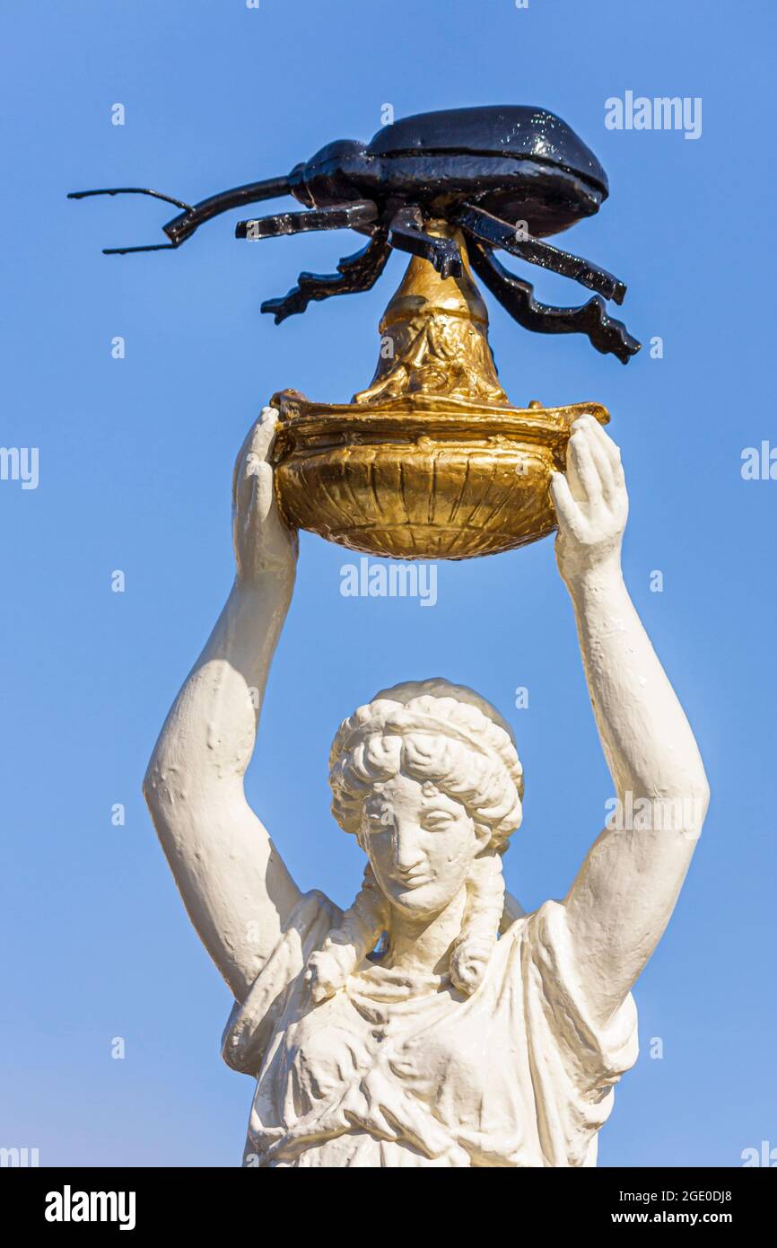 Alabama Enterprise Main Street Boll Weevil Monument, Gedenkstatue errichtet 1919 landwirtschaftliche Schädlingsbefall Baumwolle Anbaugebiet, Stockfoto