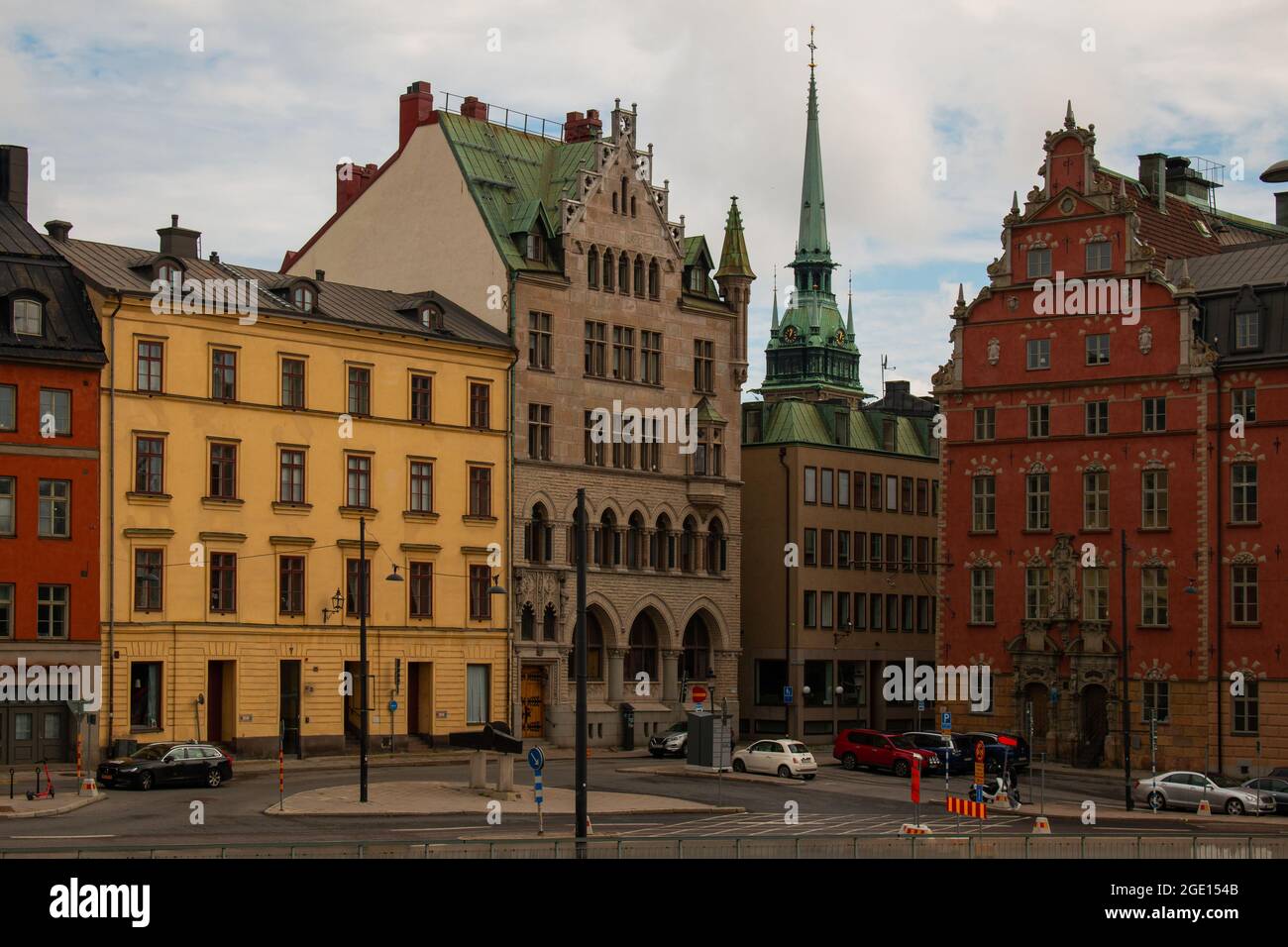 Farbenfrohe Gebäude in Stockholms Gamla Stan, Schweden Stockfoto