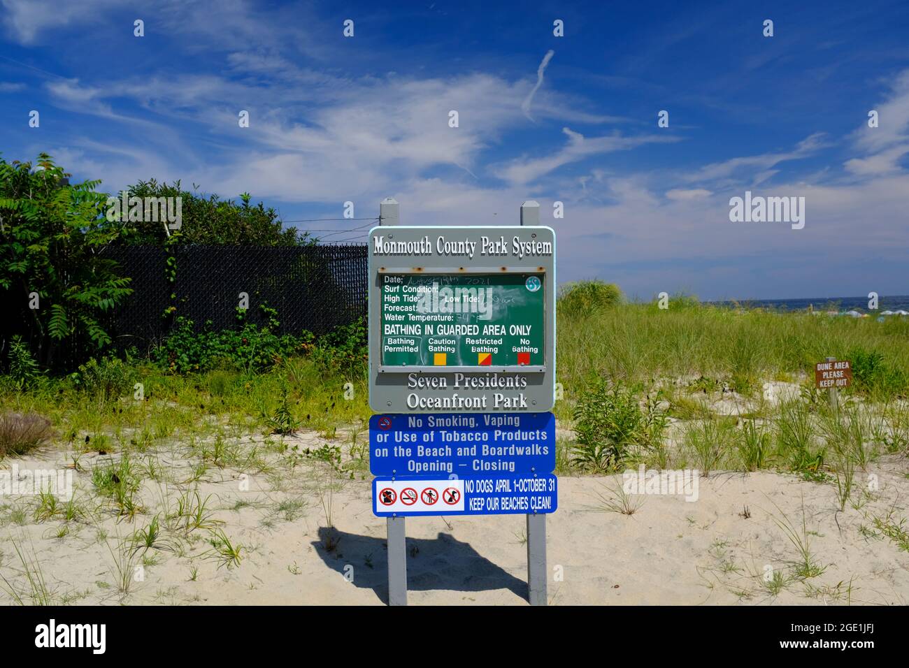 Eingangsschild für Seven Presidents Oceanfront Park, Monmouth County Park System, Long Branch, New Jersey Stockfoto