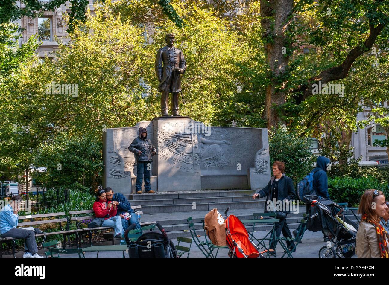 Statue von Admiral David Glasgow Farragut im Madison Square Park, New York City. Das Admiral Farragut Monument am nördlichen Ende des Madison Square Parks Stockfoto