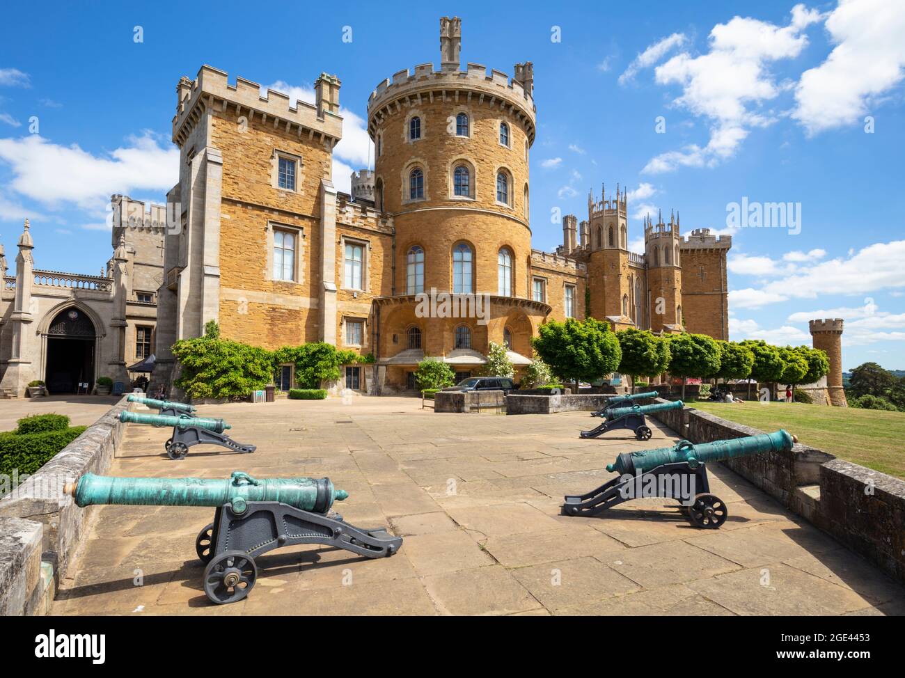 Schloss Belvoir - Cannon Terrace Belvoir Castle Vale von Belvoir Grantham Leicestershire England GB Europa Stockfoto