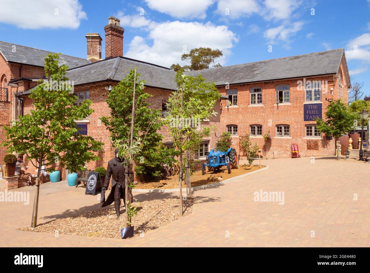 The Engine Yard Full Tank Brasserie Cafe Belvoir Castle Vale of Belvoir Grantham Leicestershire England GB Europa Stockfoto