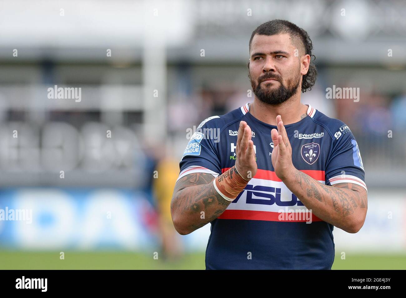 Wakefield, England - 15. August 2021 - David Fifita von Wakefield Trinity würdigt Fans nach dem Sieg in der Rugby League Betfred Super League Wakefield Trinity vs Warrington Wolves im Mobile Rocket Stadium, Wakefield, Großbritannien, Dean Williams Stockfoto