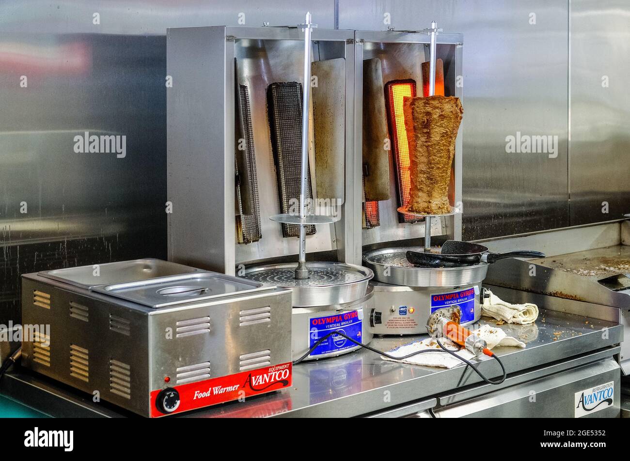 Gyro Grill in einem lokalen Cafe Stockfoto