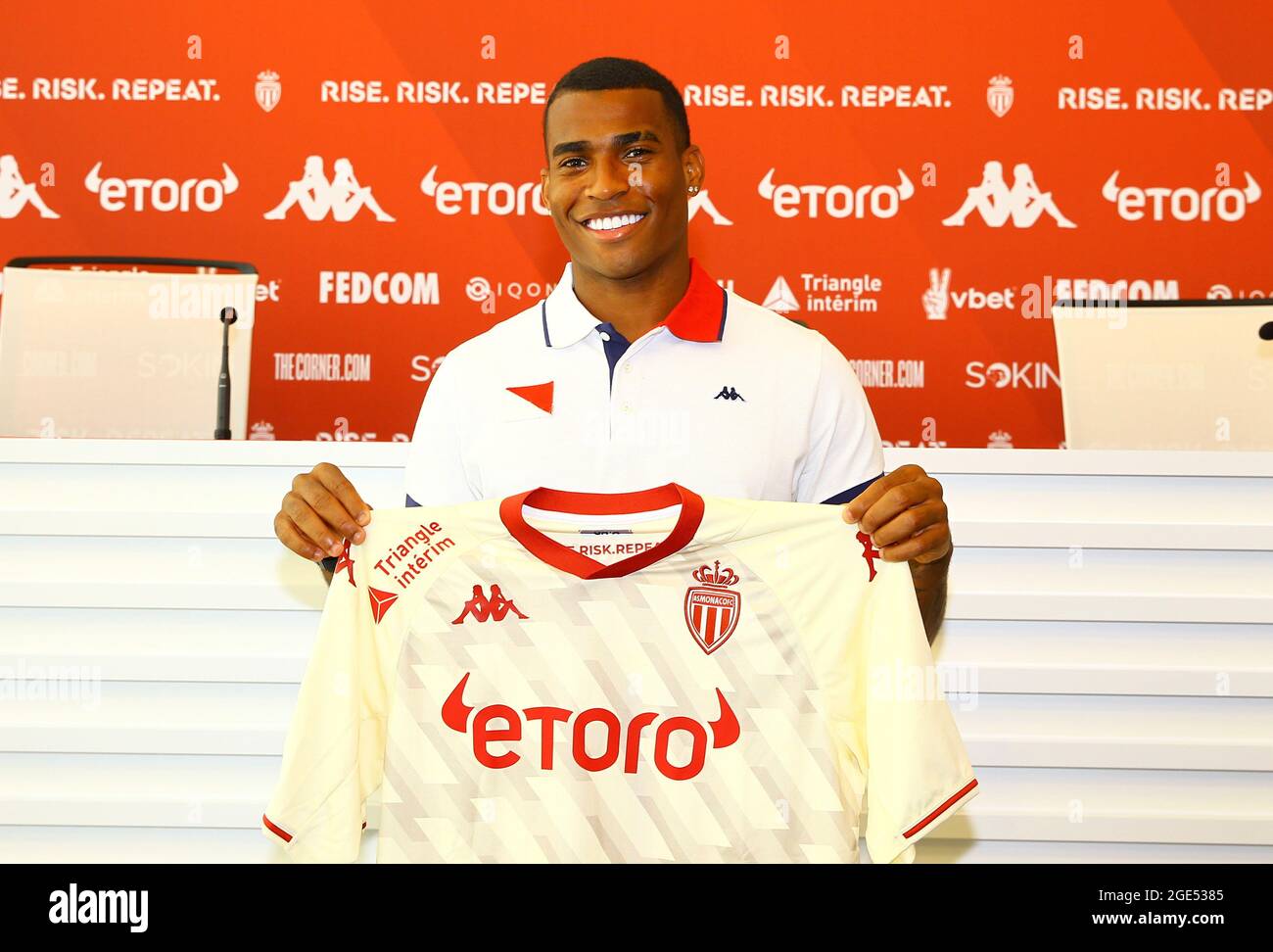 La Turbie, Frankreich. August 2021. La Turbie, Frankreich - 16. August 2021: PRÄSENTATION DES Spielers in Monaco für die Saison 2021-22 mit dem brasilianischen Mittelfeldspieler Jean Lucas Oliveira. Mandoga Media Credit: dpa/Alamy Live News Stockfoto