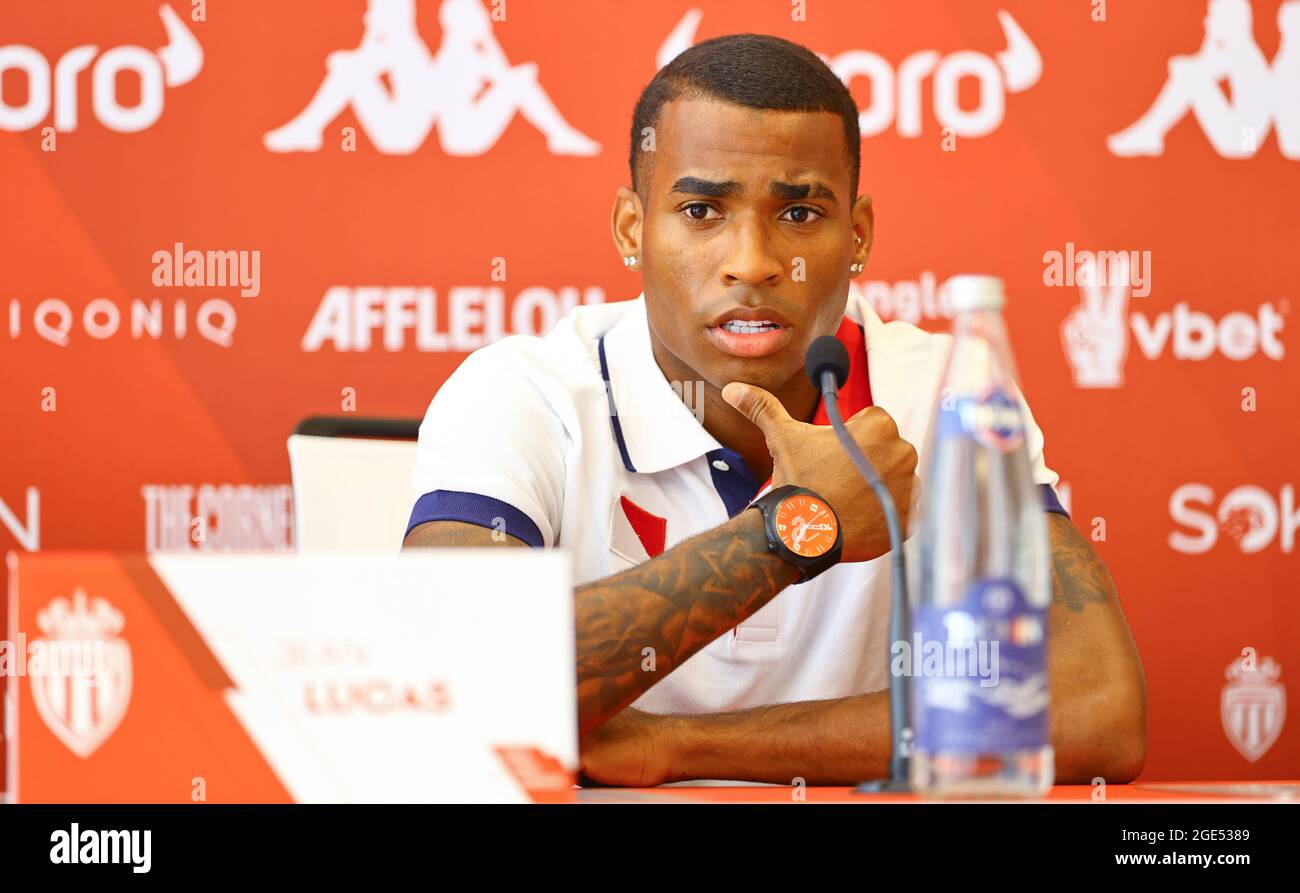 La Turbie, Frankreich. August 2021. La Turbie, Frankreich - 16. August 2021: PRÄSENTATION DES Spielers in Monaco für die Saison 2021-22 mit dem brasilianischen Mittelfeldspieler Jean Lucas Oliveira. Mandoga Media Credit: dpa/Alamy Live News Stockfoto