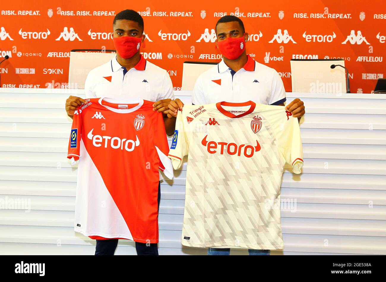 La Turbie, Frankreich. August 2021. La Turbie, Frankreich - 16. August 2021: PRÄSENTATION DES Spielers in Monaco für die Saison 2021-22 mit Jean Lucas und Myron Boadu. Mandoga Media Credit: dpa/Alamy Live News Stockfoto