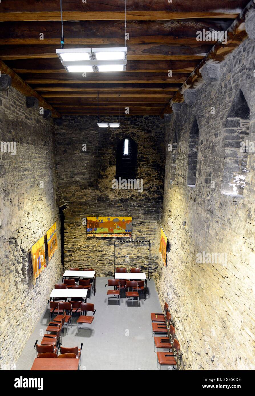 Innenkorridore und Zimmer im Schloss Gravensteen in Gent, Belgien. Stockfoto