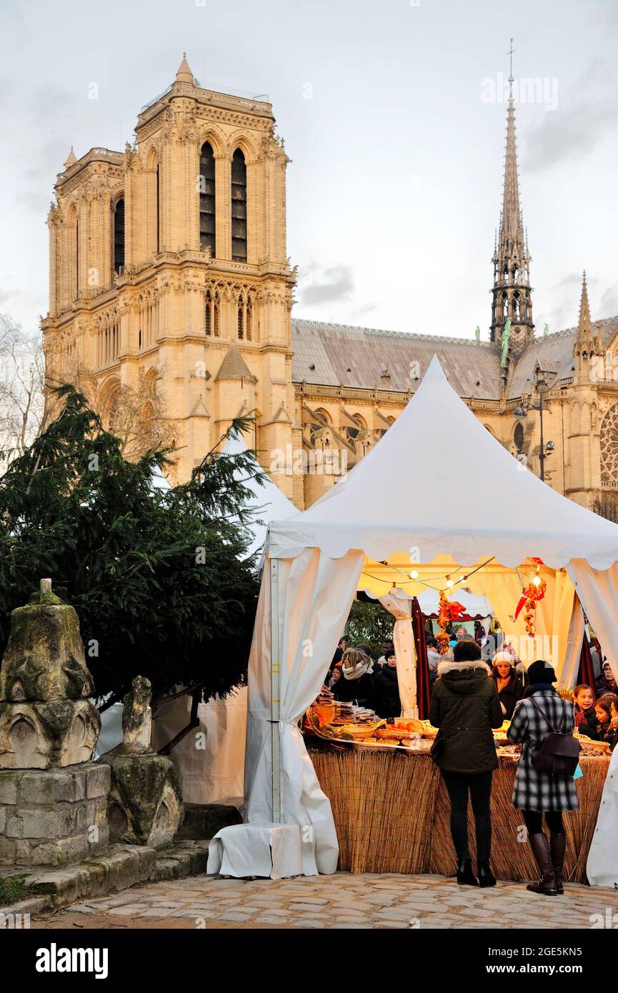 FRANKREICH, PARIS (75) 4 UND 5. ARRONDISSEMENT, WEIHNACHTSMARKT NOTRE-DAME Stockfoto