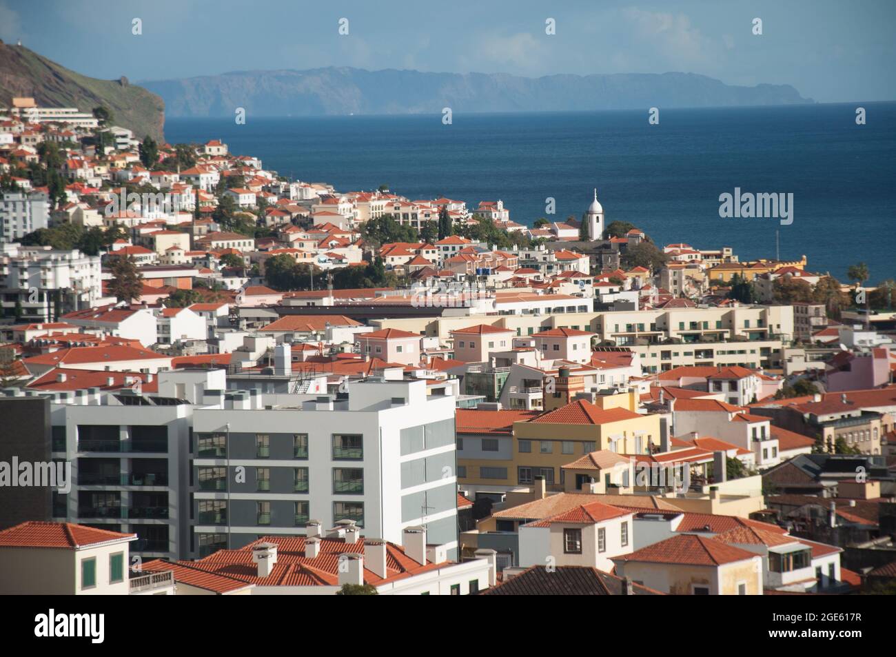 Blick über die Bucht von Funchal, Funchal, Madeira, Portugal, Europa Stockfoto