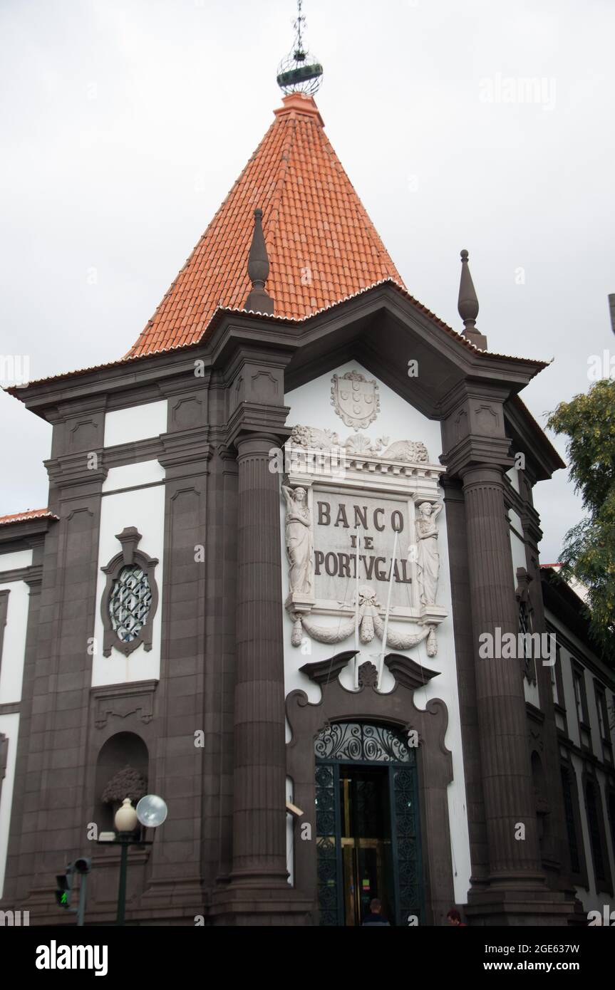 Gebäude der Banco de Portugal (Bank of Portugal), Funchal, Madeira, Portugal, Europa Stockfoto