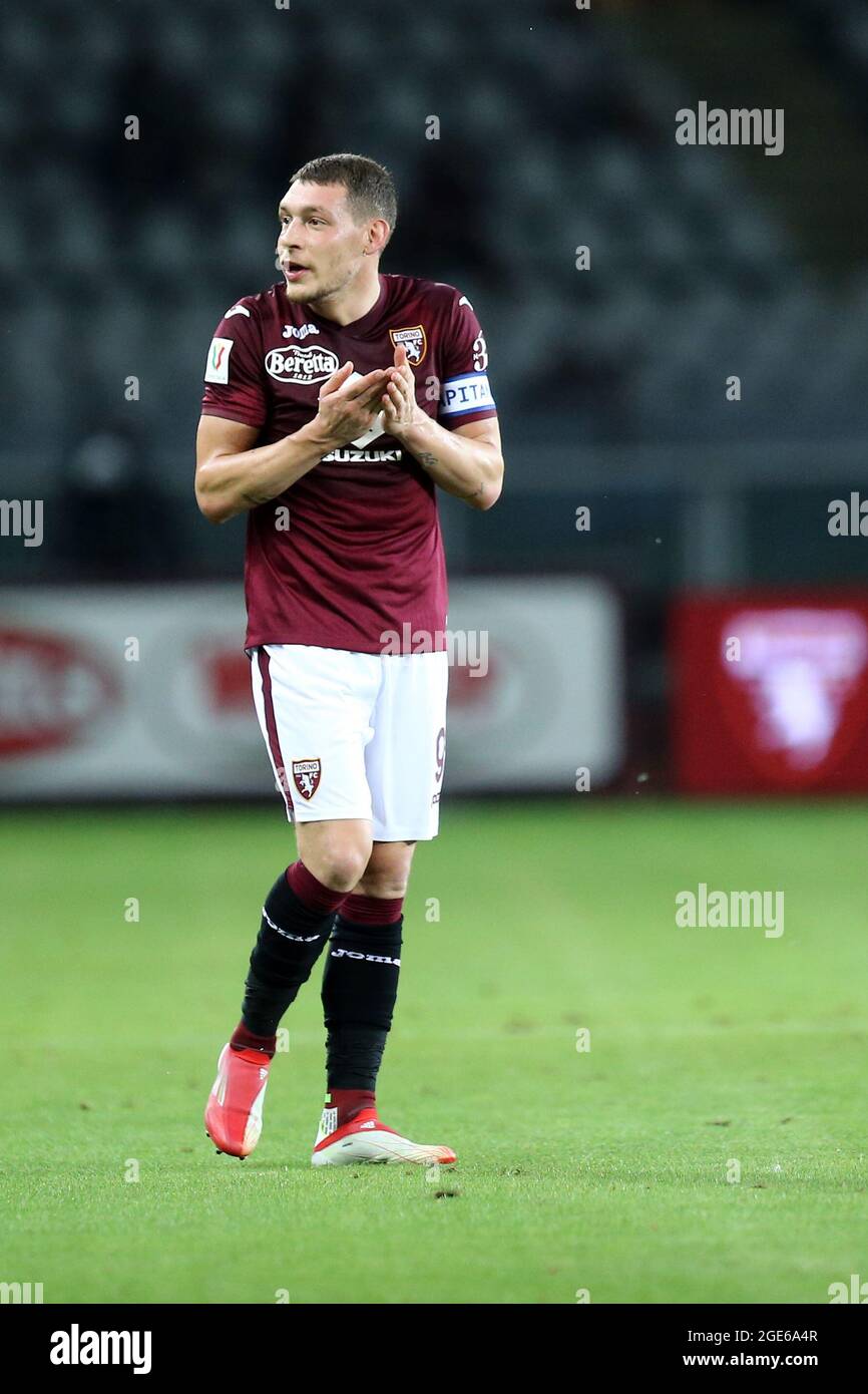 Turin, Italien. 15. August 2021. Andrea Belotti vom FC Turin schaut während des Coppa Italia-Spiels zwischen dem FC Turin und uns Cremonesen im Stadio Olimpico Grande Torino auf Stockfoto