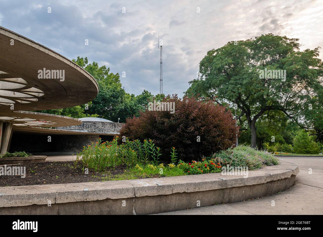 Cincinnati Skyline bei Sonnenaufgang vom Bellevue Hill Park Stockfoto