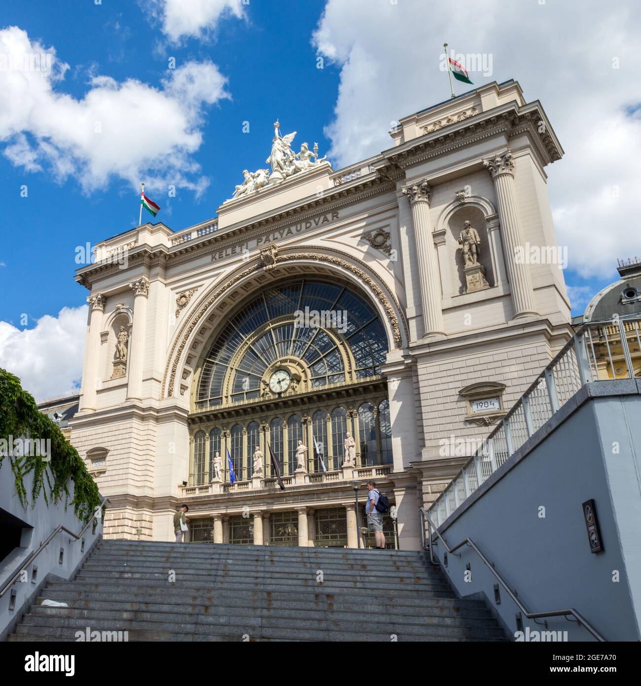 Fassade von Keleti Palyaudvar (Bahnhof), Baujahr 1884, Budapest, Ungarn Stockfoto