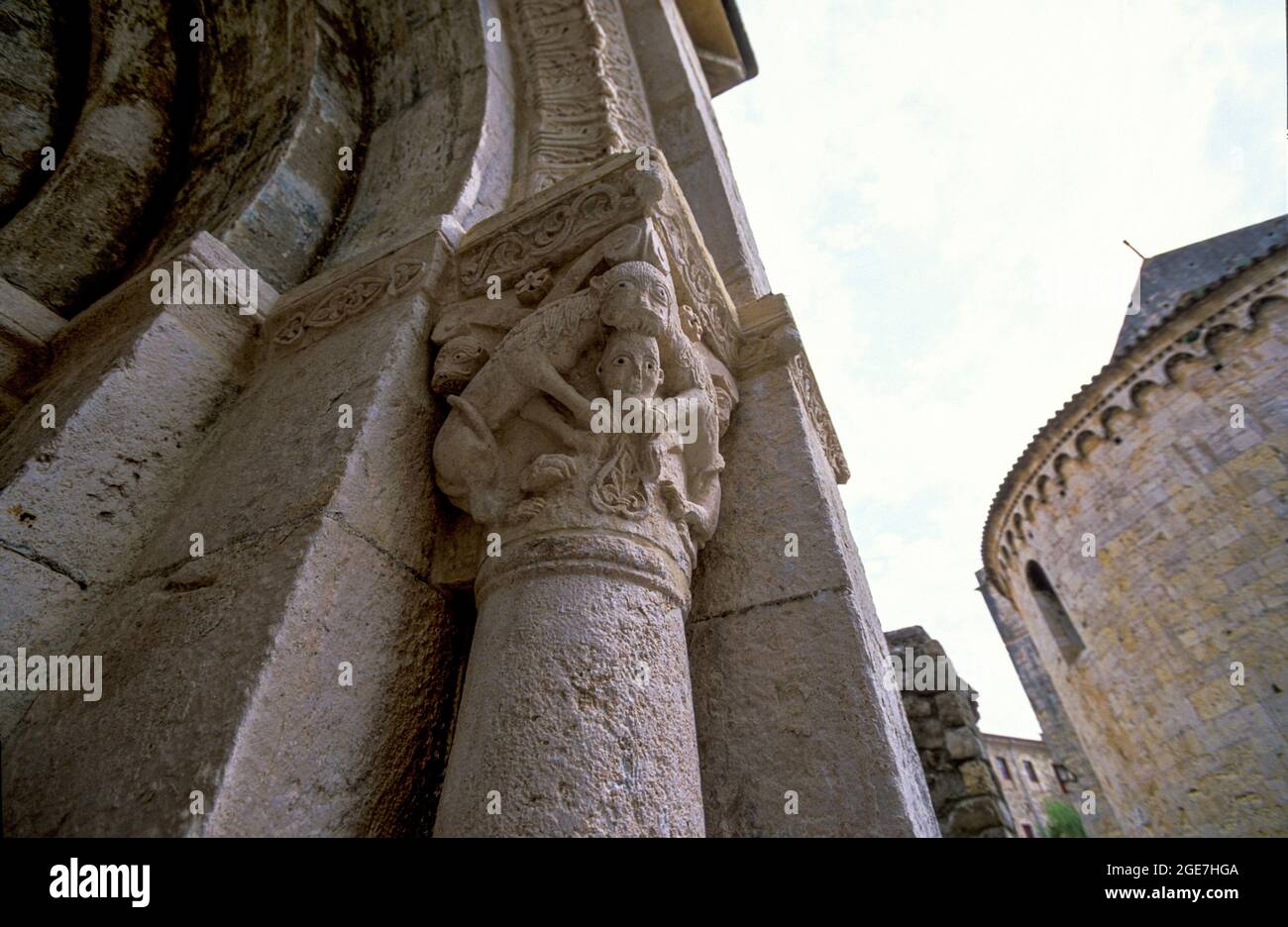 Sant Pere de Besalú ein Benediktinerkloster in Besalu, Provinz Girona, Katalonien, Spanien Stockfoto