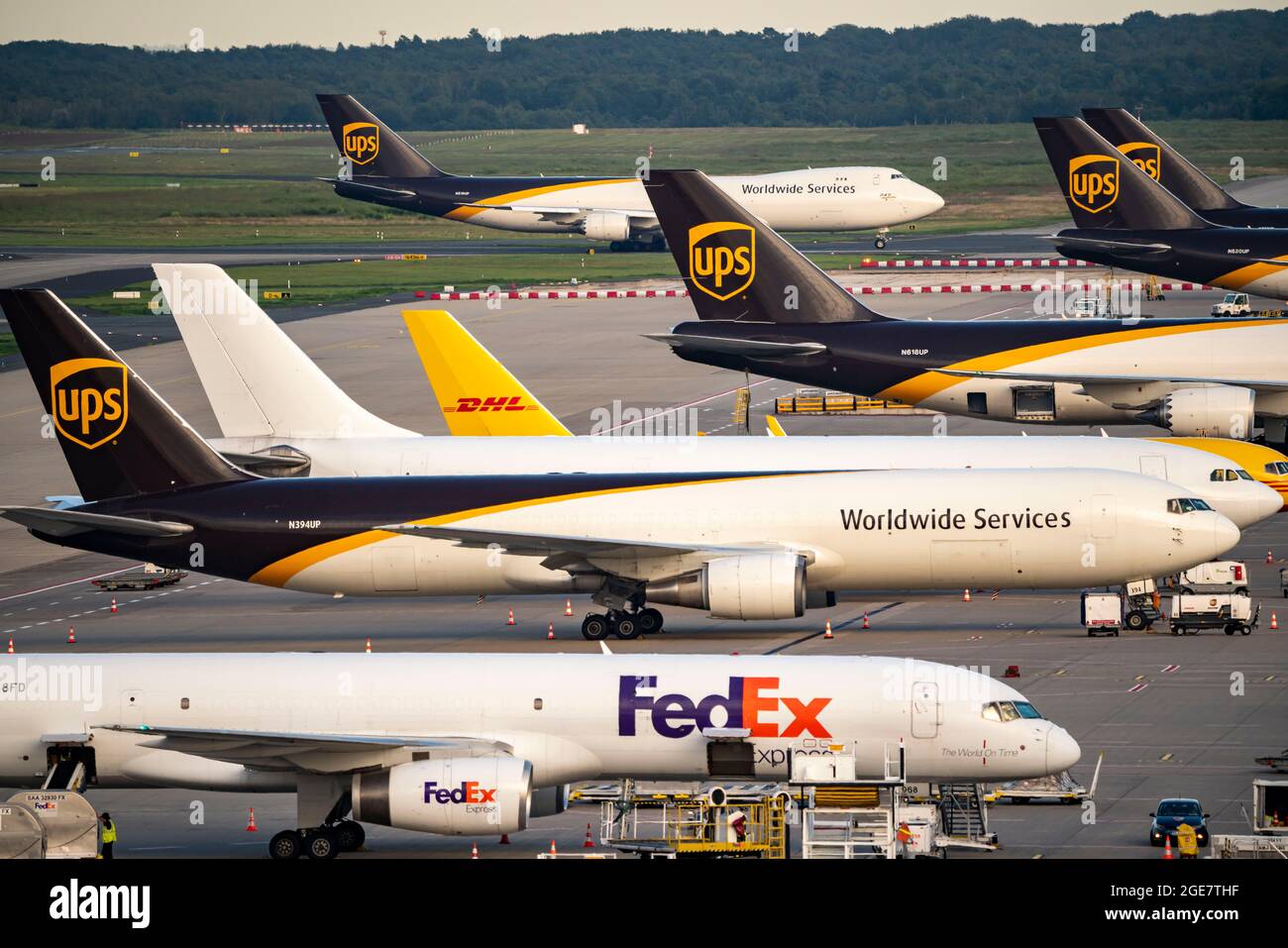 Ups Köln Bonn Flughafen Be Und Entlader www.alamy.de