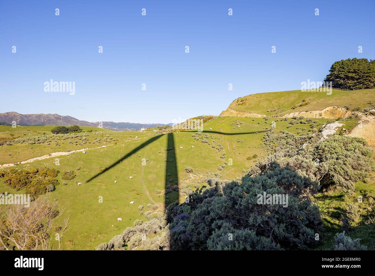 Schatten einer Windkraftanlage Stockfoto