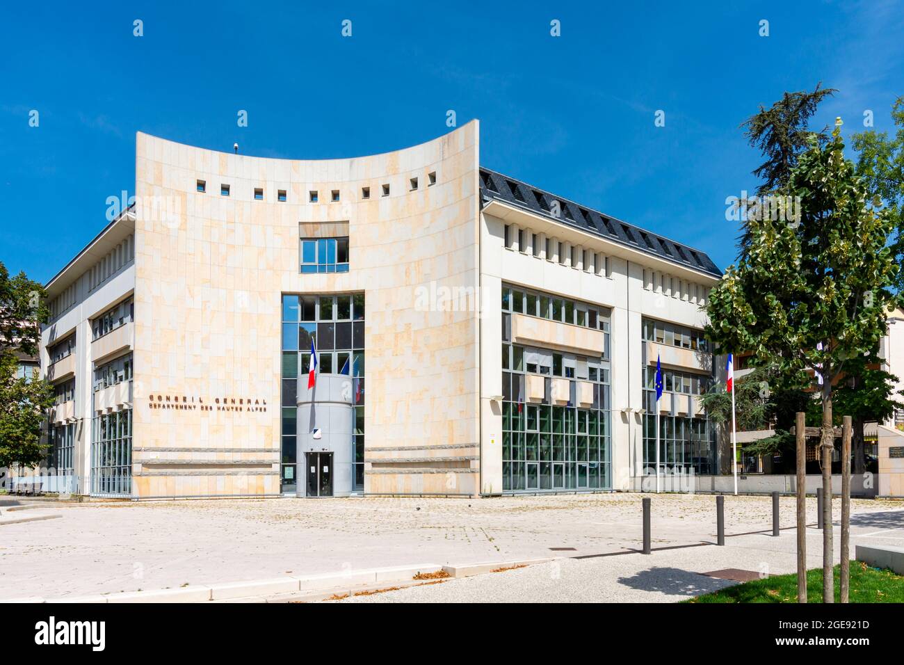 Außenansicht des Gebäudes des Generalkonsums des französischen Departements Hautes-Alpes Stockfoto