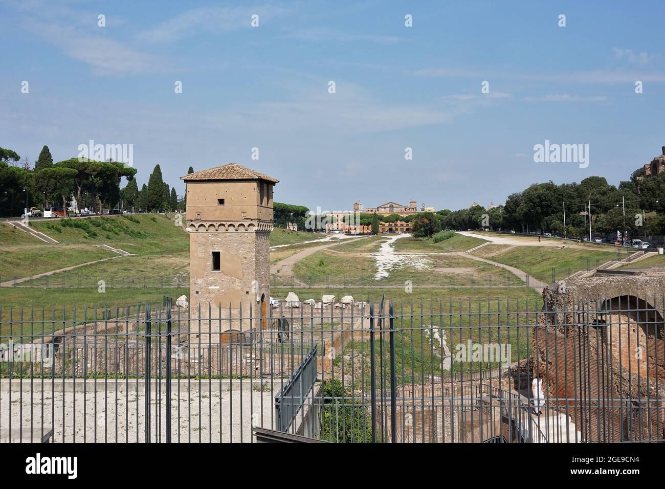 ROM, ITALIEN - 01. Sep 2019: Ein antikes römisches Wagenrennstadion 'Circus Maximus' in Rom, Italien Stockfoto