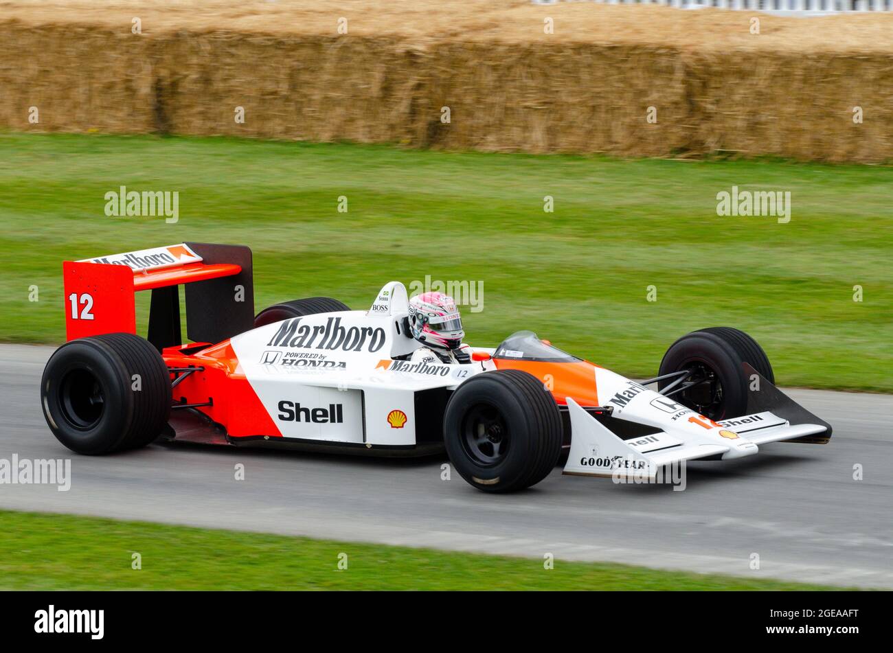 1984 Marlboro McLaren MP4/4 beim Goodwood Festival of Speed Autorennen Event 2014. Ayrton Sennas Auto aus der F1-Saison 1988 Stockfoto