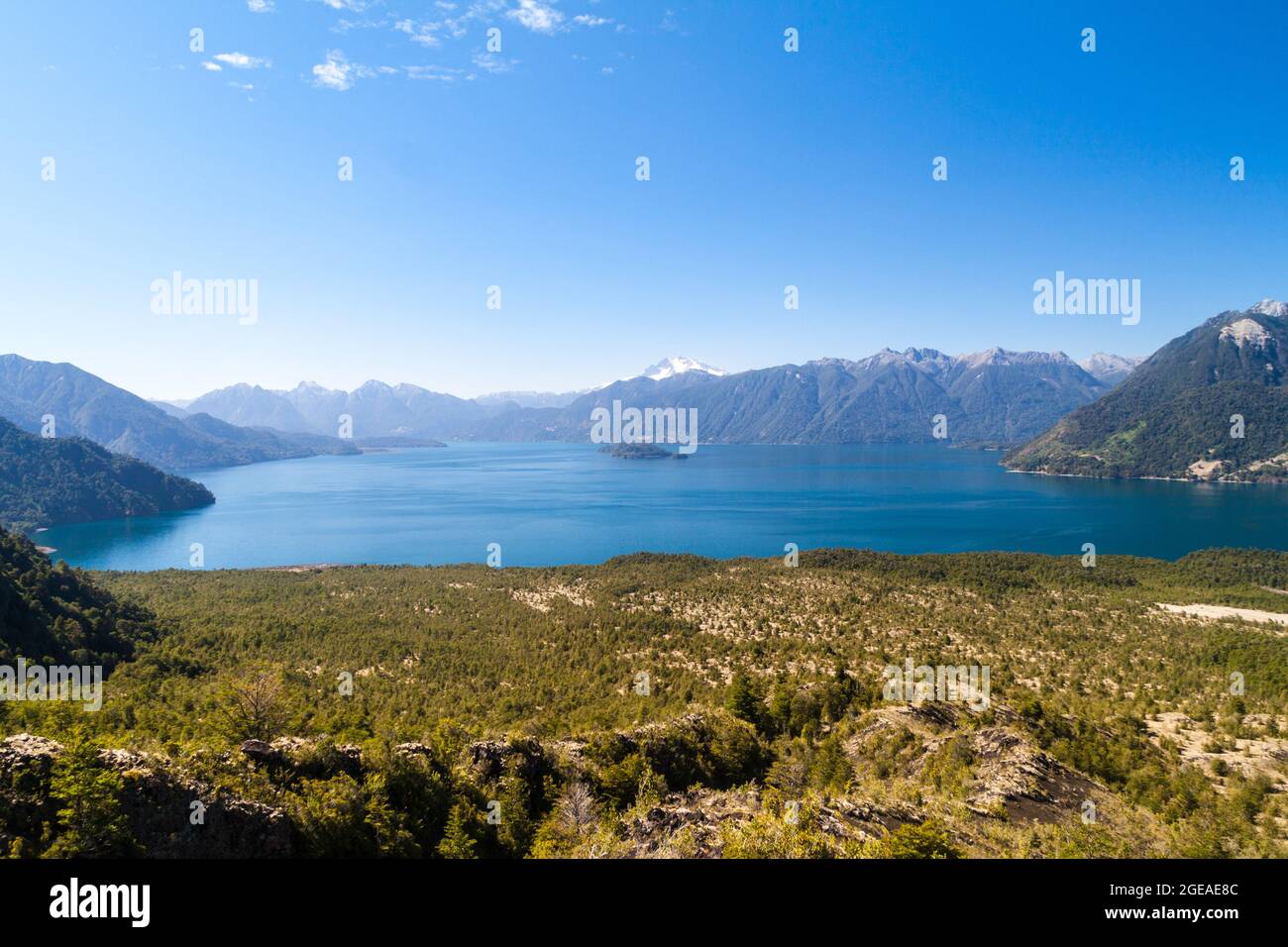 Lago Todos los Santos (See aller Heiligen) mit Vulkan Monte Tronador im Hintergrund, Chile Stockfoto