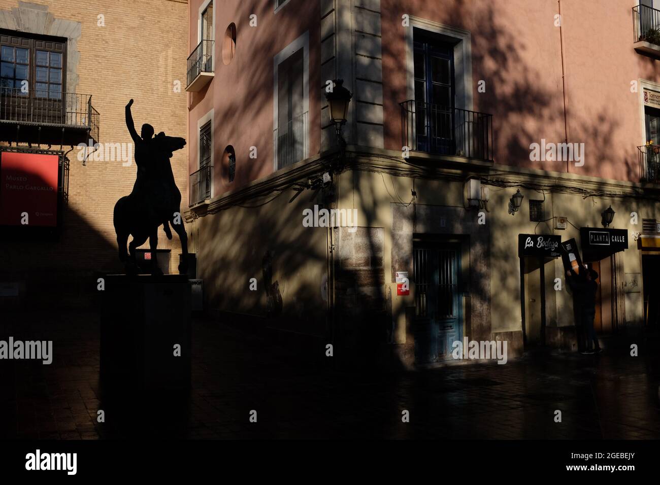 Der Eingang zum Pablo Gargallo Museum, auf dem San-Feld-Platz. Saragossa, Spanien. Stockfoto