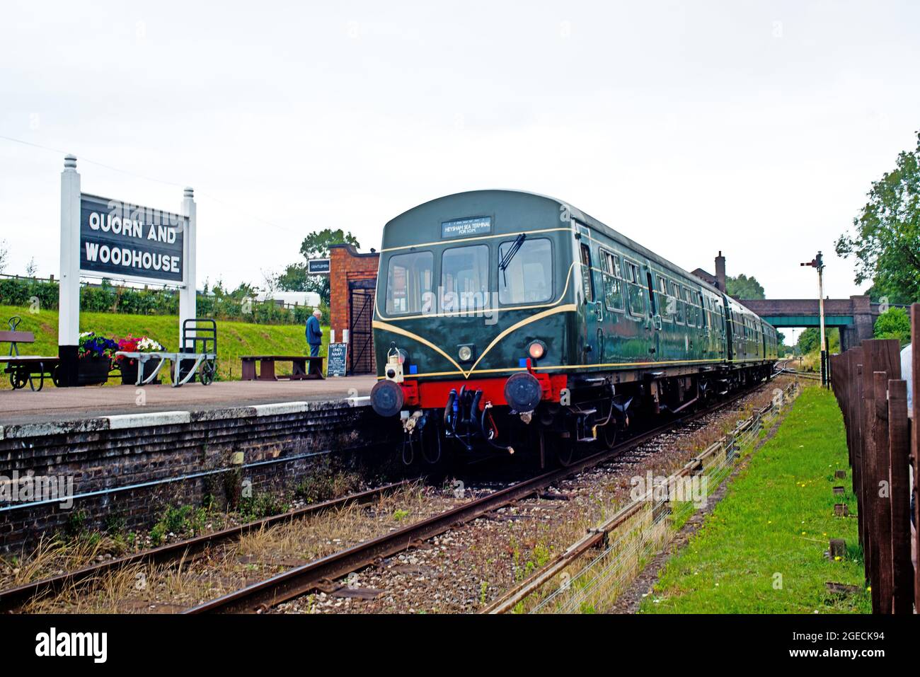 Triebwageneinheit am Bahnhof Quorn und Woodhouse, Great Central Railway, Leicestershire, England Stockfoto