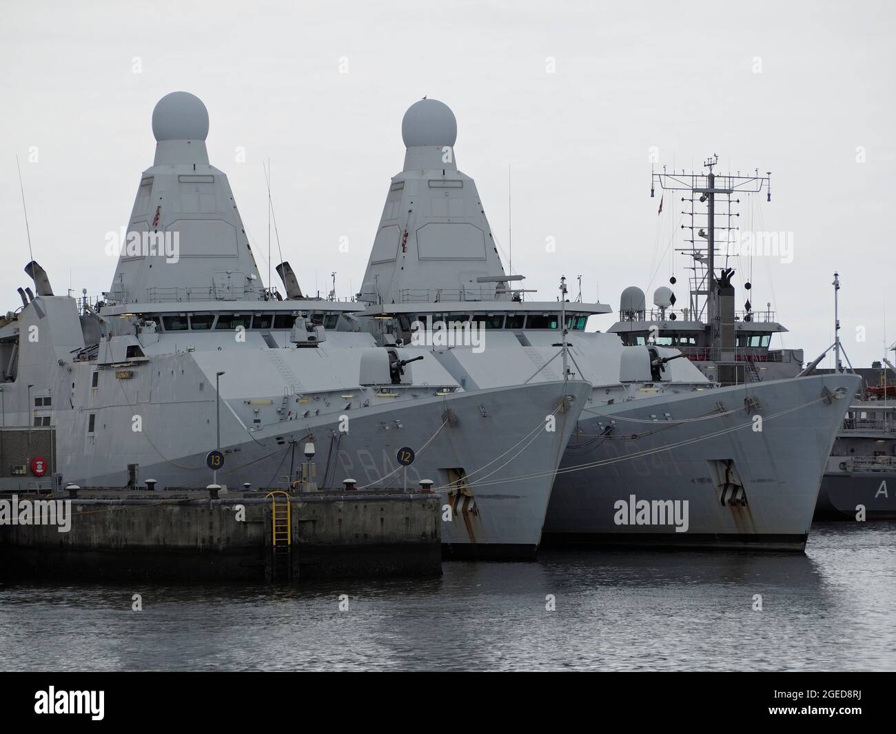 Royal Dutch Navy Patrouillenboote. Diese sind sehr schnell und spielen eine wichtige Rolle im Krieg gegen Drogen in der Karibik. Den Helder, Niederlande Stockfoto