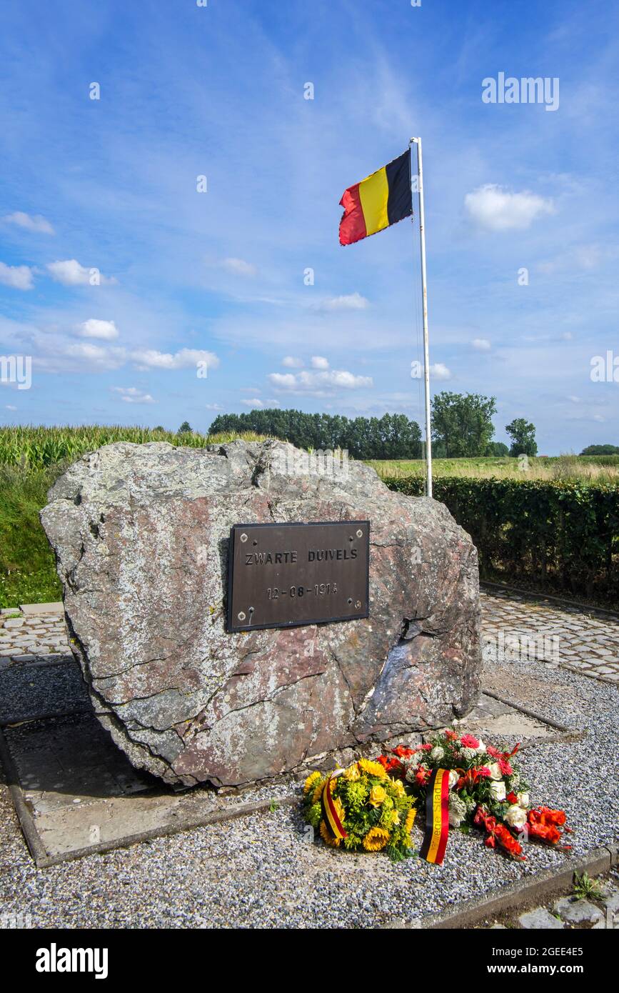 Fahrradinfanterie / Cyclisten / Radsportdenkmal zur Schlacht der Silberhelme / Schlacke der Zilveren Helmen, Halen, Limburg, Belgien Stockfoto