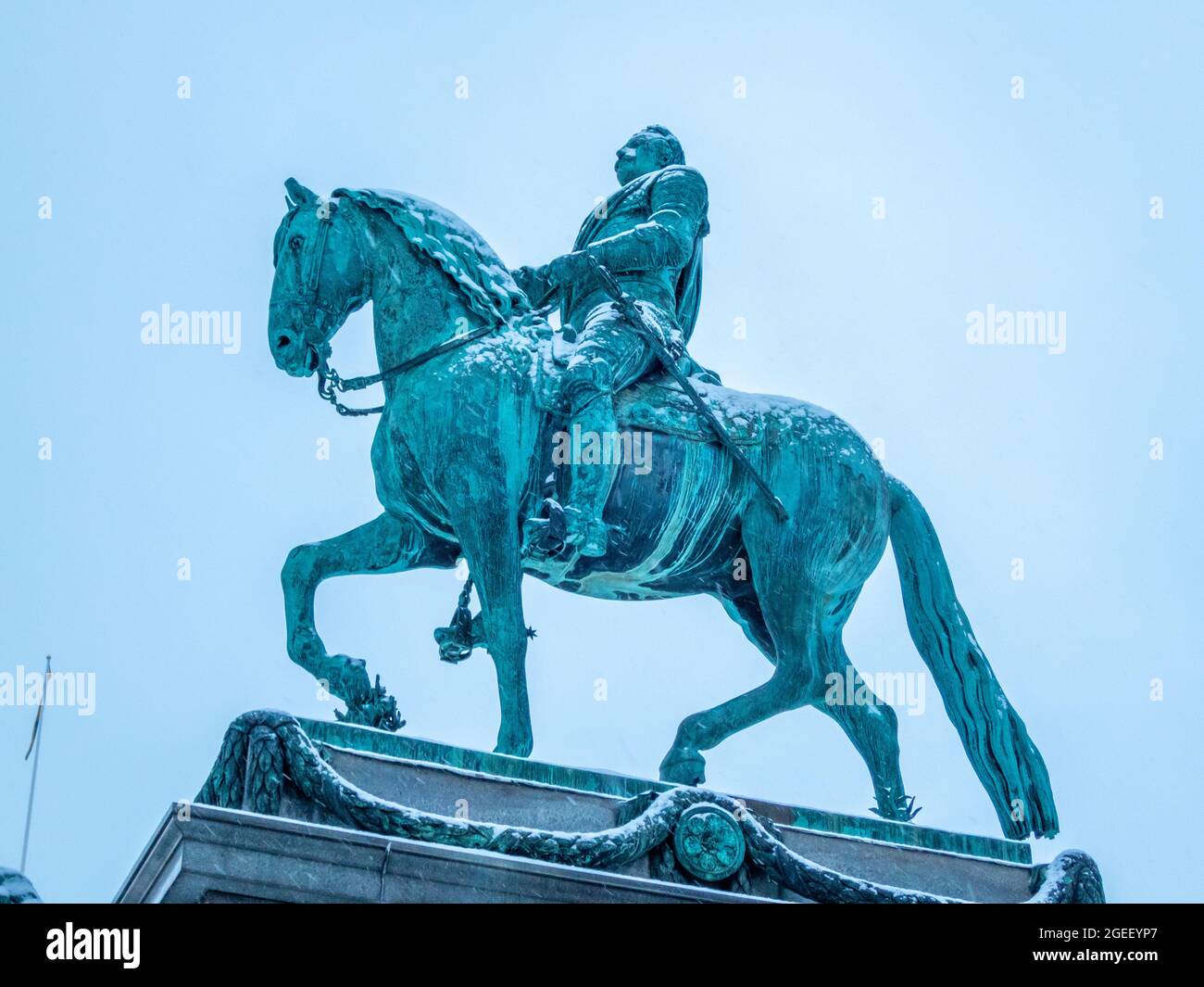 Statue von Gustav II Adolf vor dem Königlich Schwedischen Opernhaus in Stockholm, Schweden Stockfoto