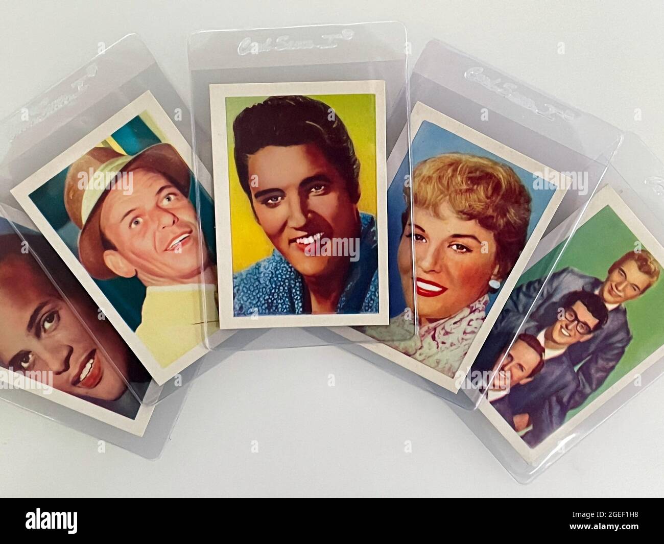 Ende der 1950er-Jahre verewigten sich die Aufnahmen von Stars in einer Reihe von Trading Cards mit dem Titel Disc Stars, darunter Elvis Presley, Frank Sinatra und Buddy Holly and the Crickets. Stockfoto