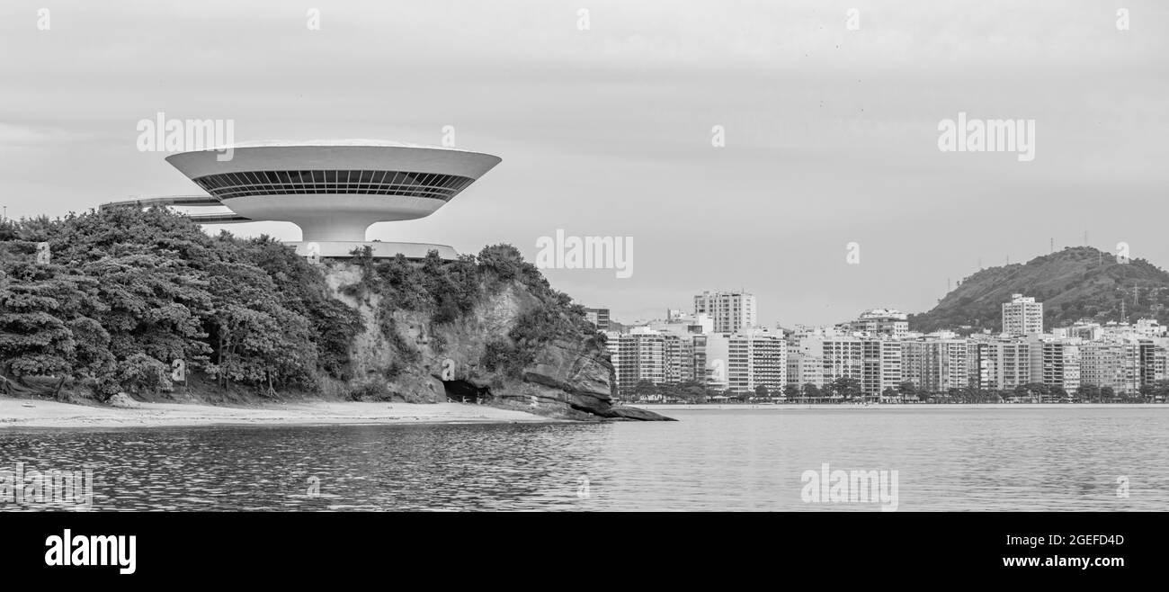Das Museum für zeitgenössische Kunst in Nitreói, entworfen von Oscar Niemeyer Stockfoto