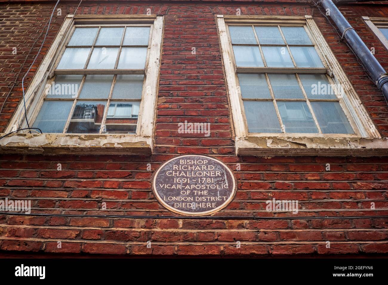 Bischof Richard Challoner 44 Old Gloucester St London - Bischof Richard Challoner, 1691 - 1781, Vikar und Apostolischer Vikar des Londoner Bezirks, starb hier Stockfoto