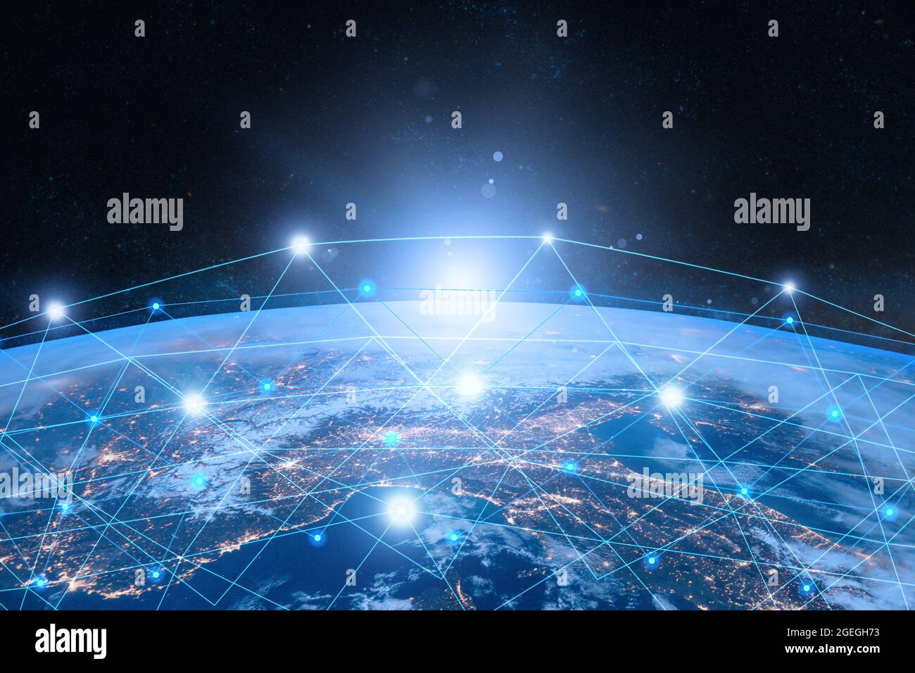 Erde aus dem All. Internet-Konzept des globalen Geschäfts. Netzwerk- und Datenaustausch über den Planeten Erde. Symbol für Internet, Technologie und Kommunikation. Stockfoto