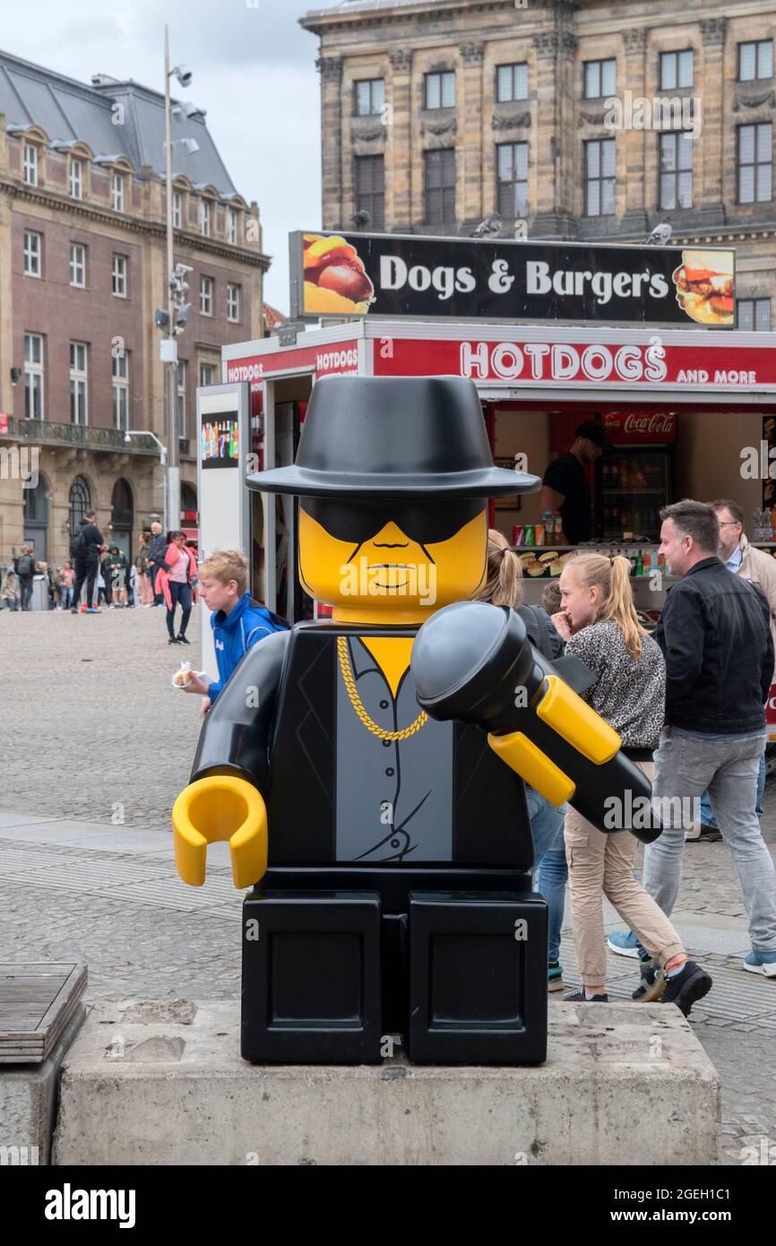 Eine Lego-Marionette von Andre Hazes in Amsterdam, Niederlande 18-6-2021 Stockfoto