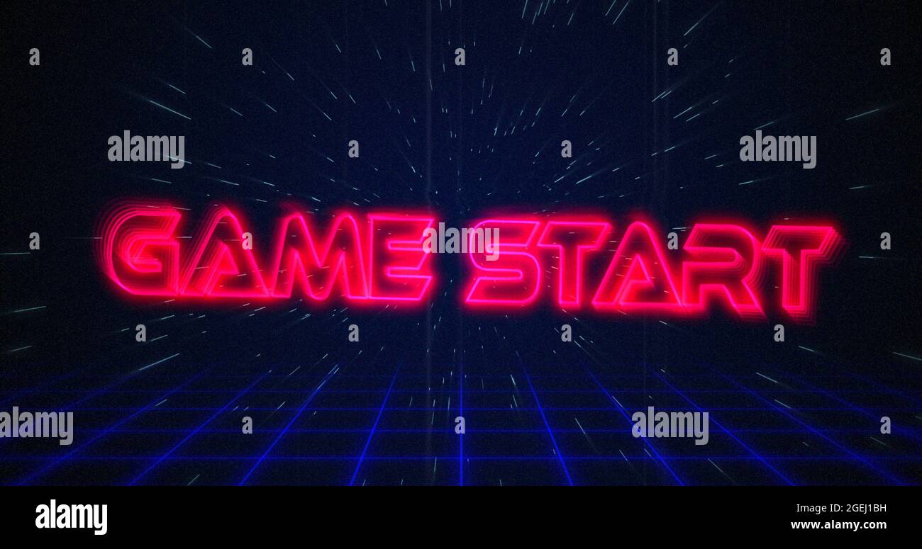 Retro Game Starttext Glitching über blauen und roten Dreiecken auf weißem Hyperspace-Effekt Stockfoto