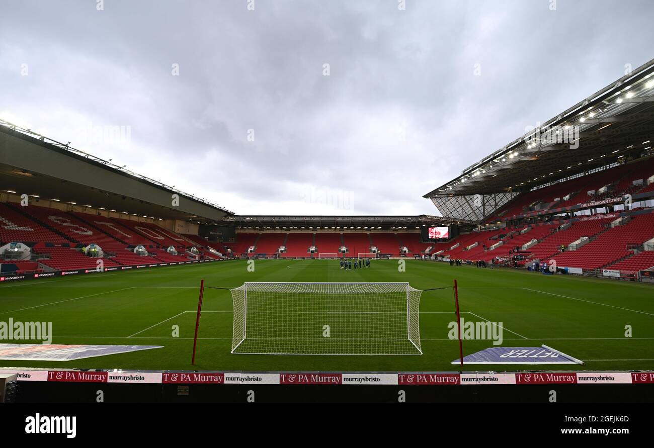 Bristol, Großbritannien. August 2021. 20. August 2021; Ashton Gate Stadium, Bristol, South Gloucestershire, England; EFL Championship Football, Bristol City versus Swansea; Allgemeine Ansicht des Ashton Gate Stadium Credit: Action Plus Sports Images/Alamy Live News Stockfoto